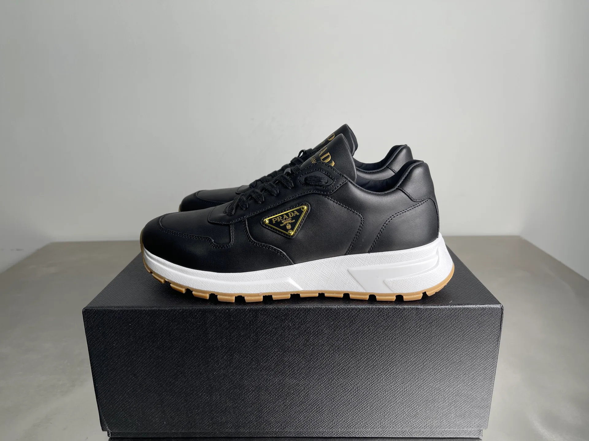 Кроссовки Мужские Prada 1128050