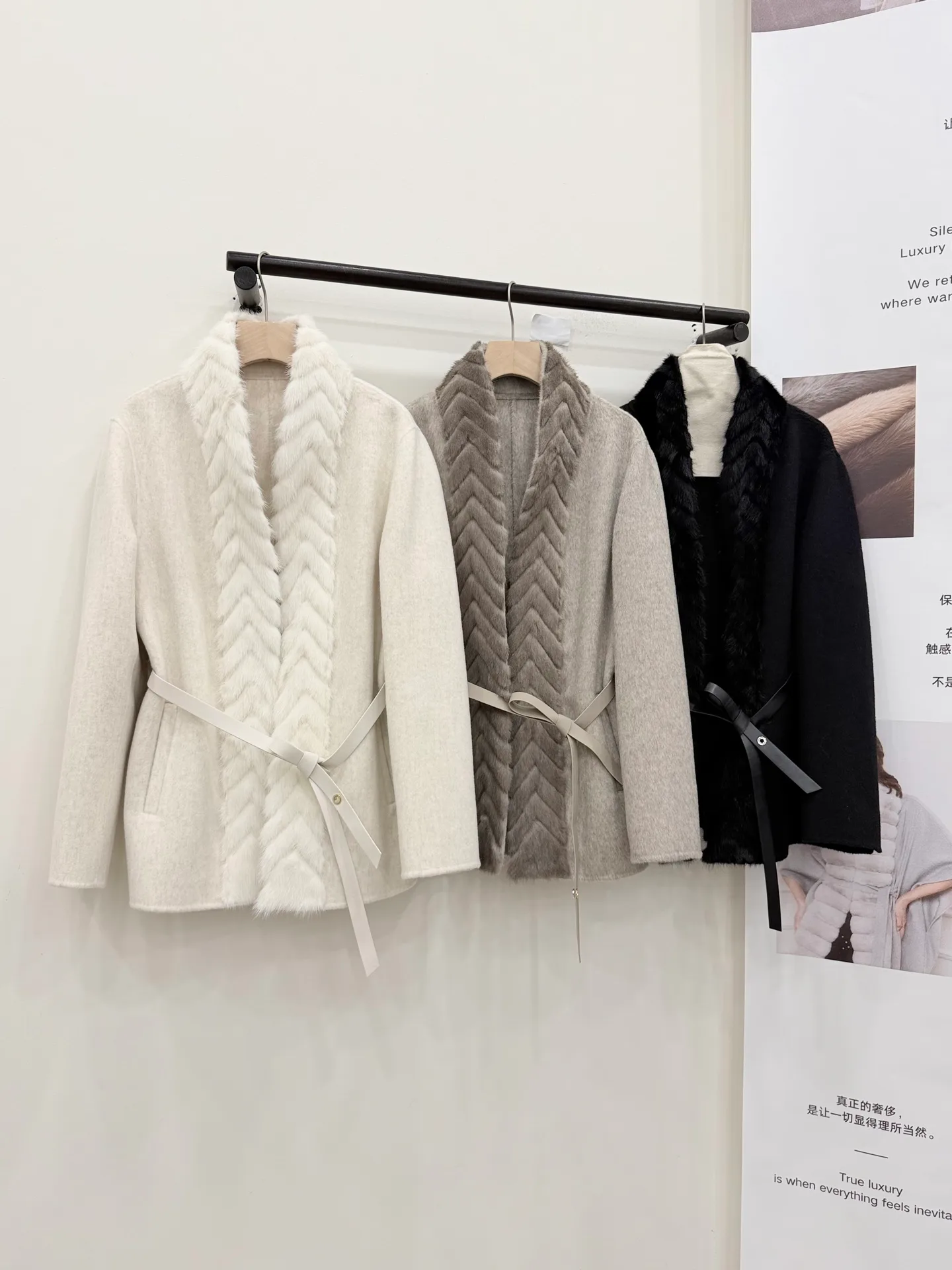 Пальто Женские Loro Piana 18528349