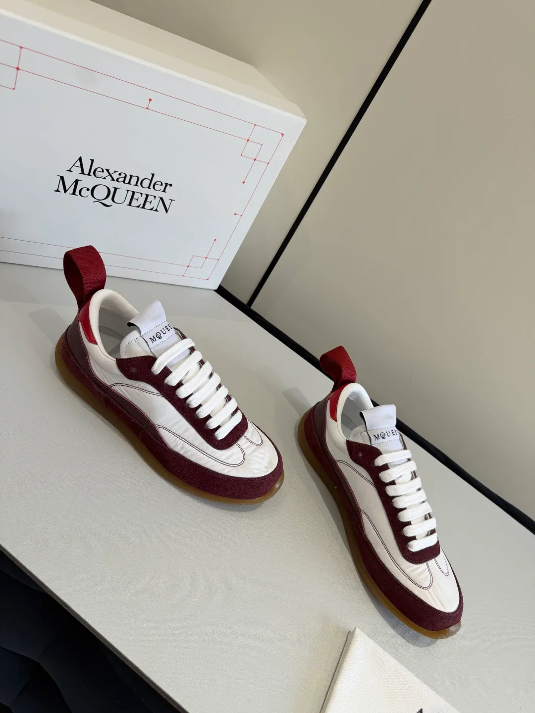 Кроссовки Женские Alexander Mcqueen 1854332