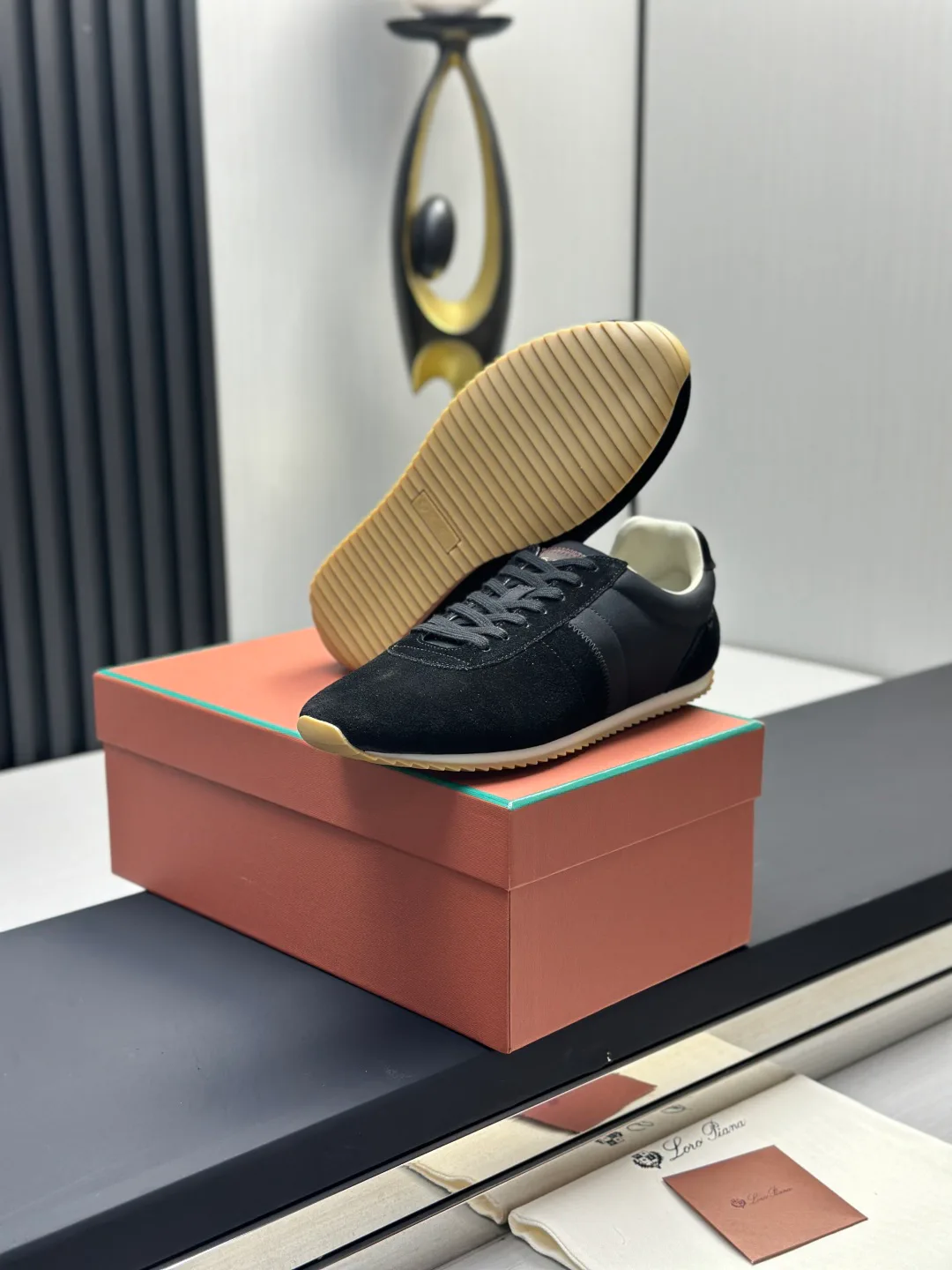 Кроссовки Женские Loro Piana 17505889