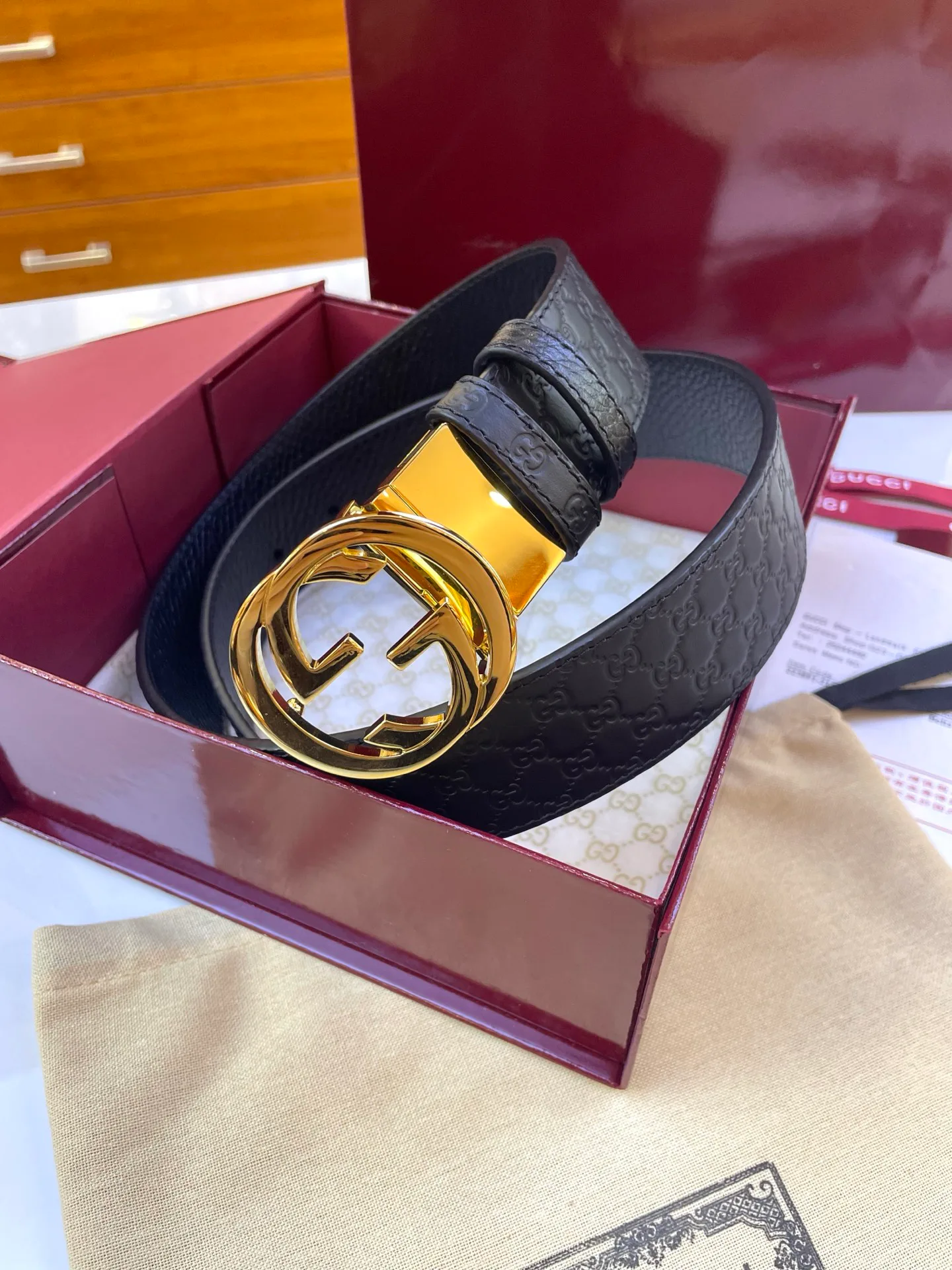 Ремни Gucci 76702