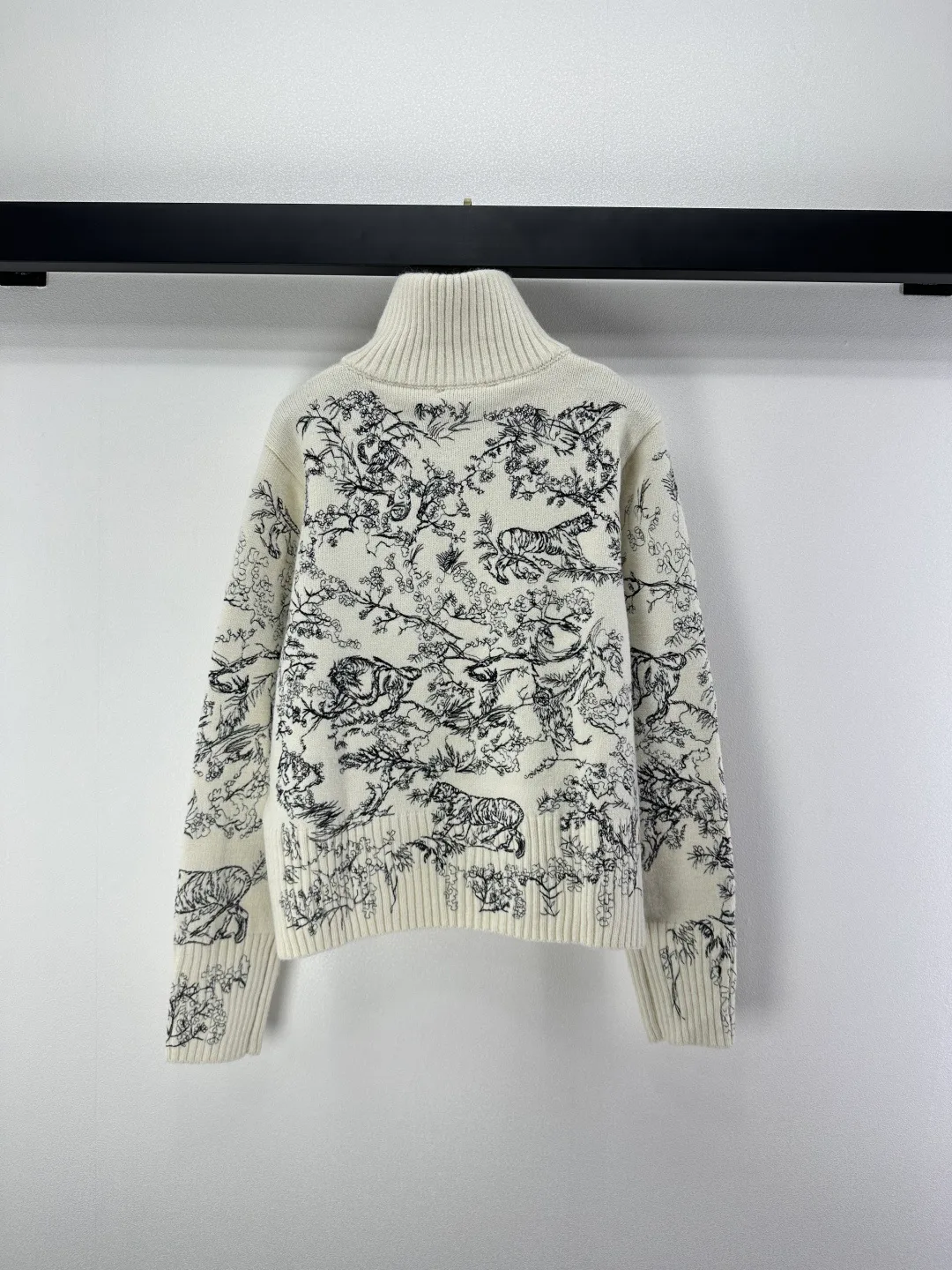 Джемперы И Свитеры Женские Christian Dior 1067690