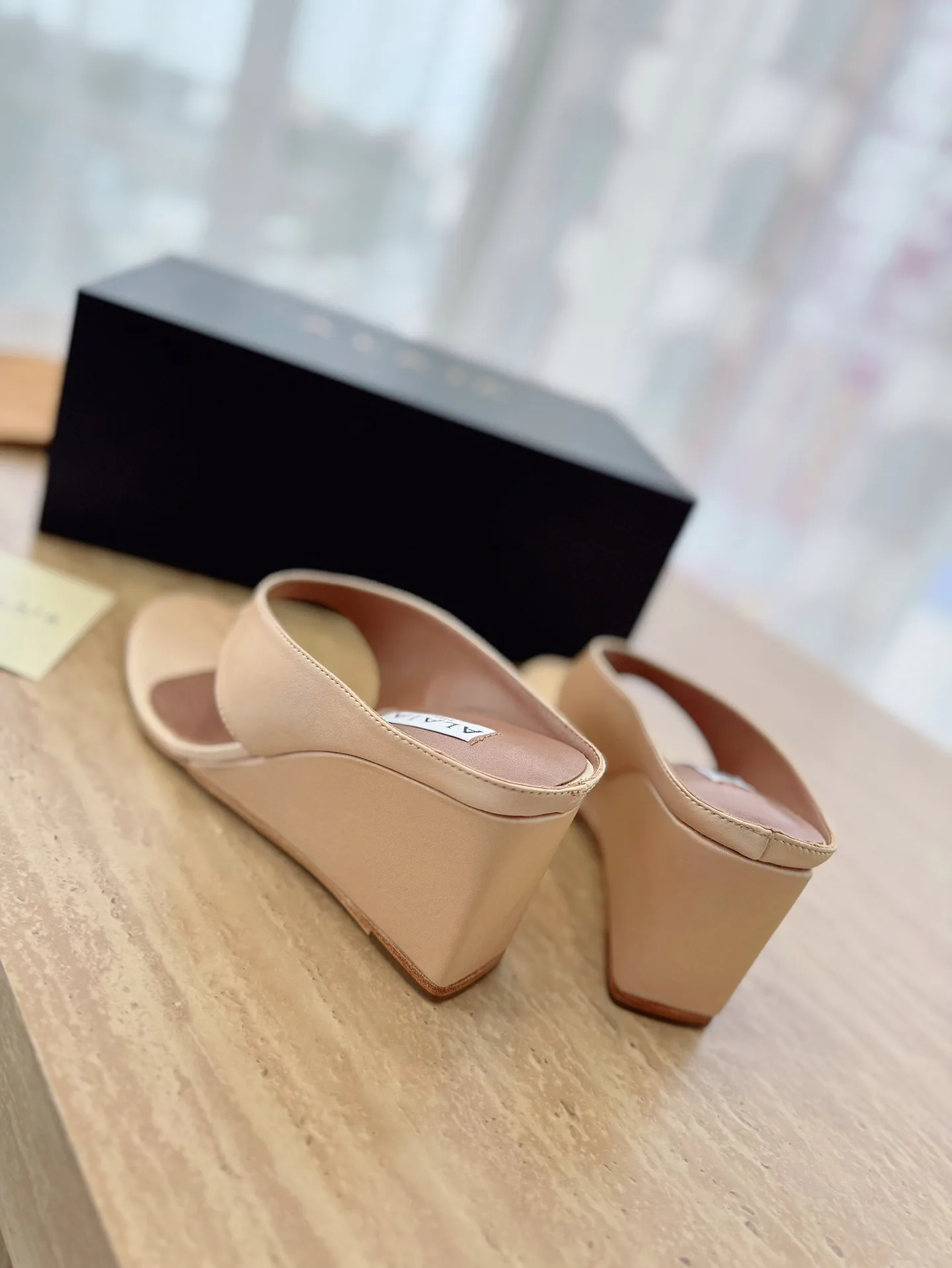 Босоножки Женские Alaia 26378