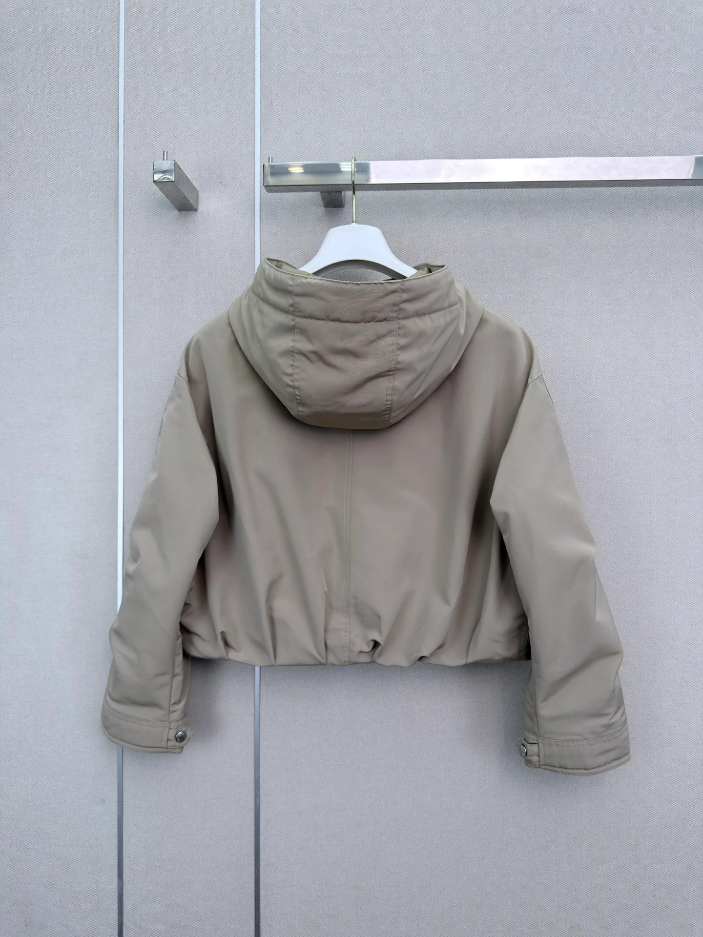 Куртки И Пуховики Женские Moncler 18402396