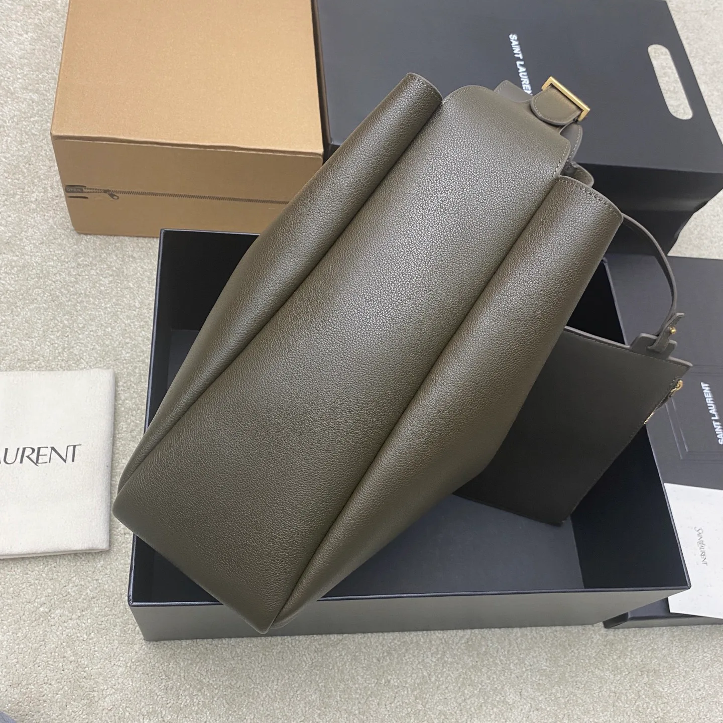 Классические Сумки Женские Saint Laurent 17506949