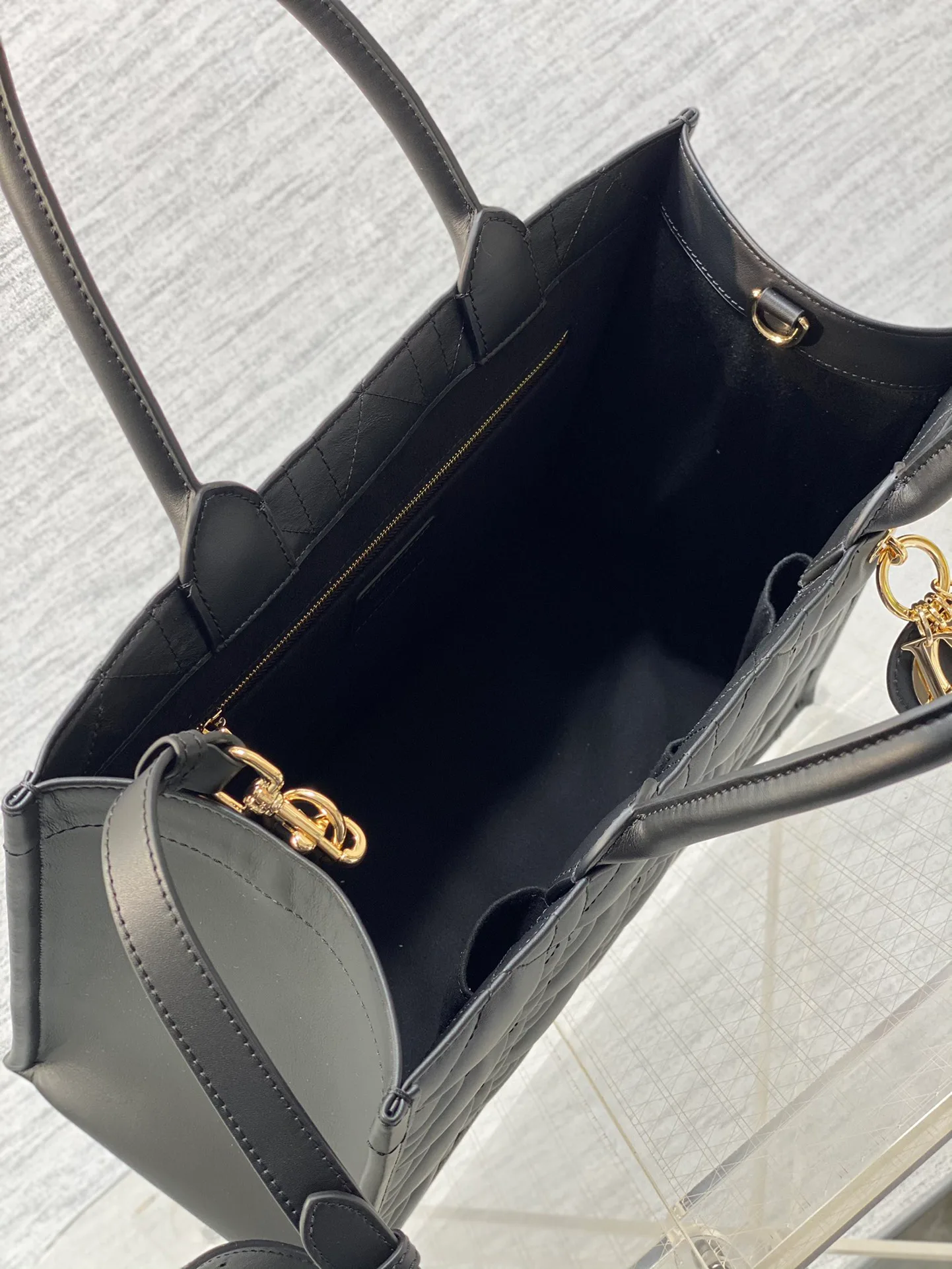 Классические Сумки Женские Christian Dior 17601396
