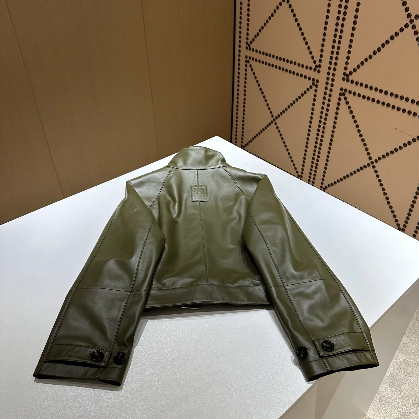 Кожаные Куртки И Дублёнки Женские Loewe 11569154