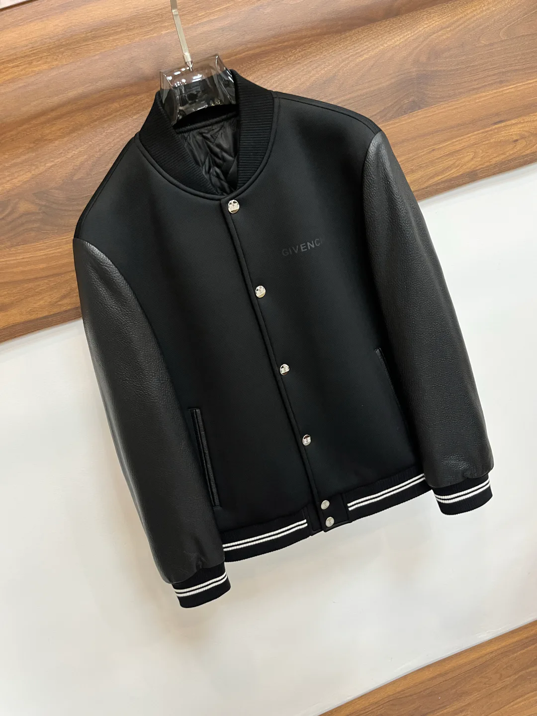 Куртки И Пуховики Мужские Givenchy 178490