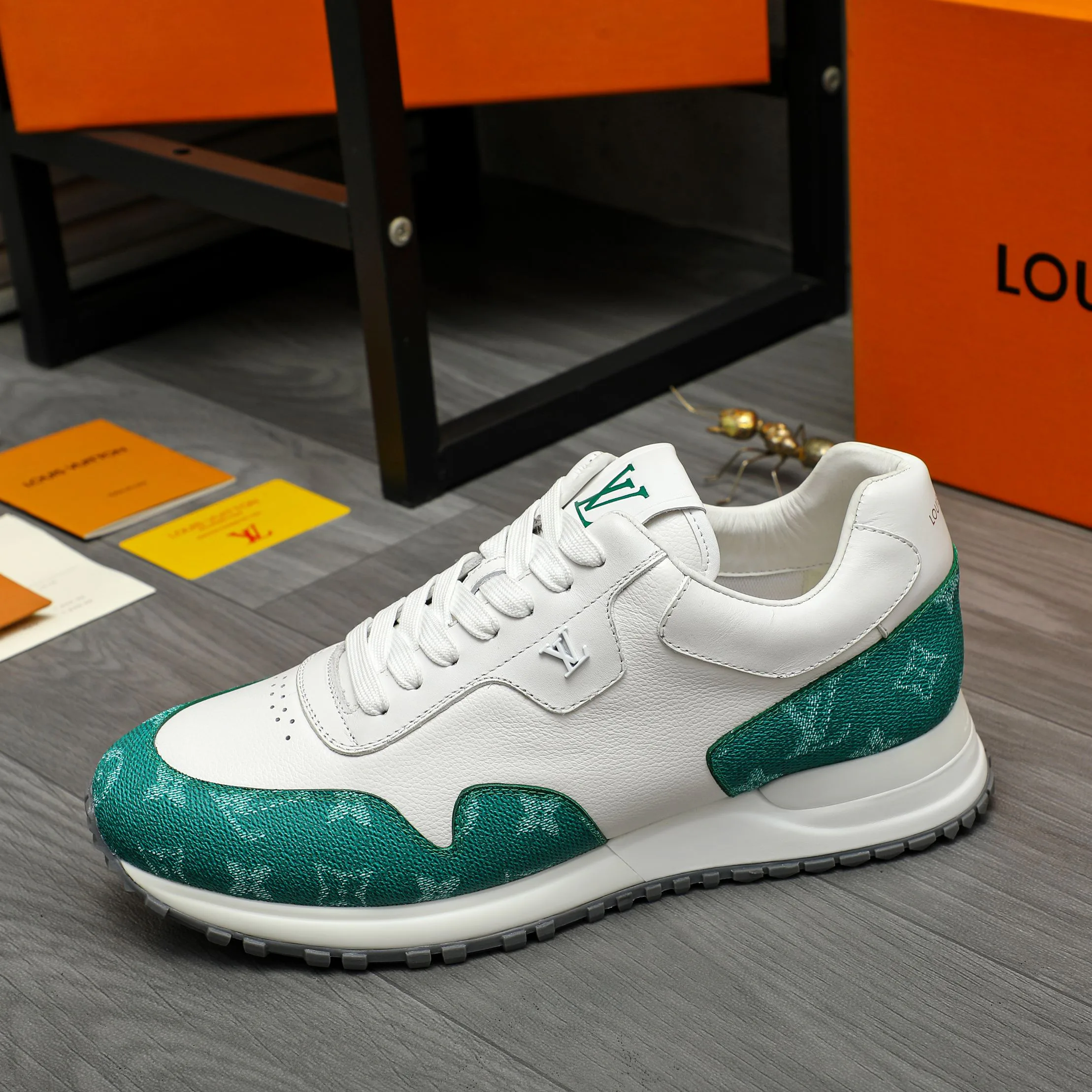 Кроссовки Мужские Louis Vuitton 288040