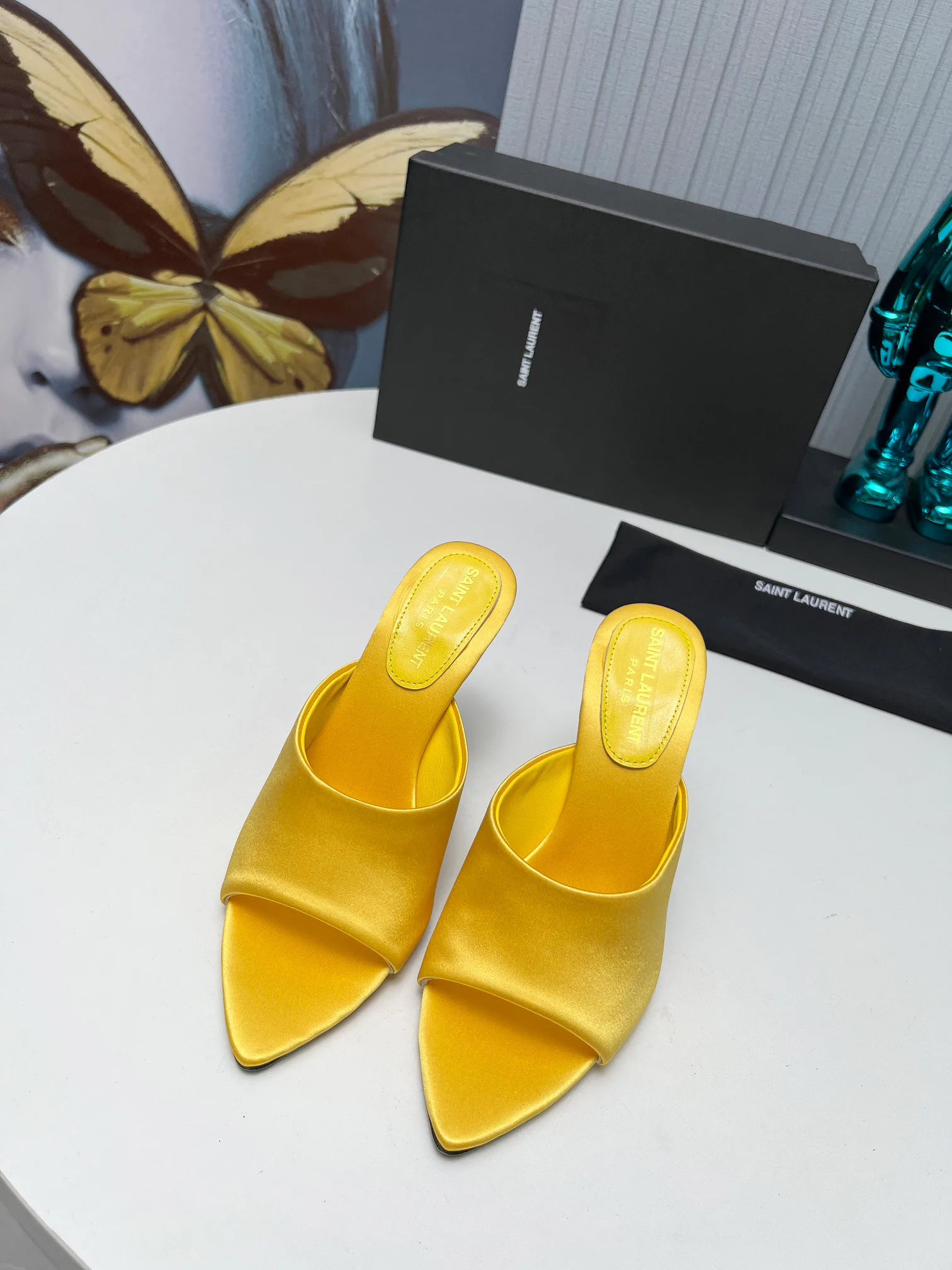 Босоножки Женские Saint Laurent 7184876