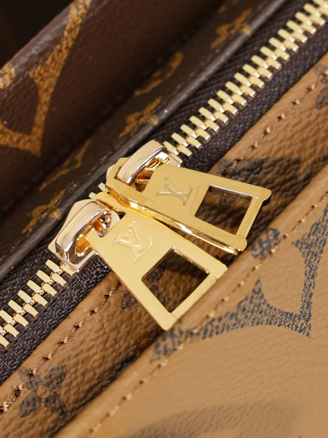 Классические Сумки Женские Louis Vuitton 11704159