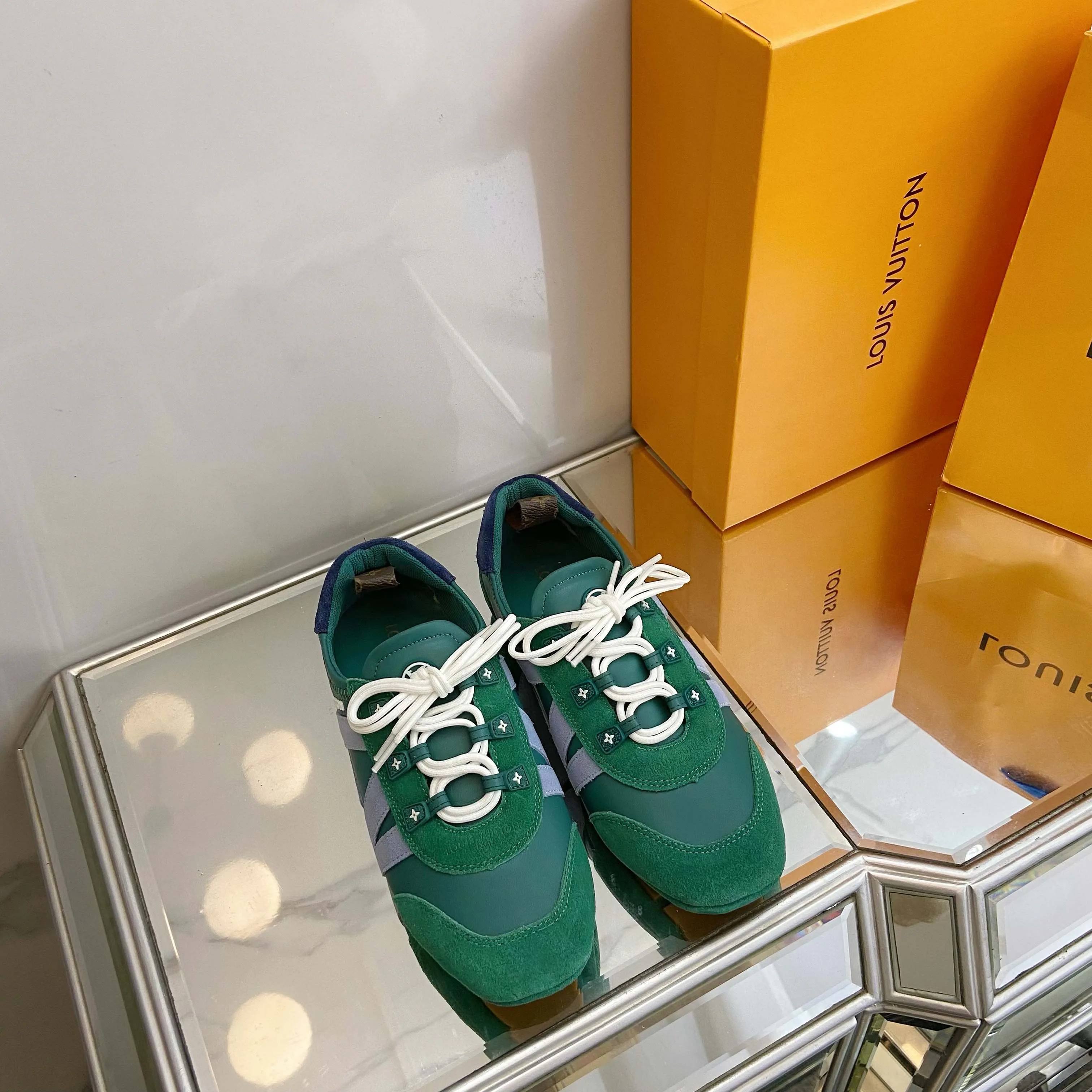 Кроссовки Женские Louis Vuitton 760686