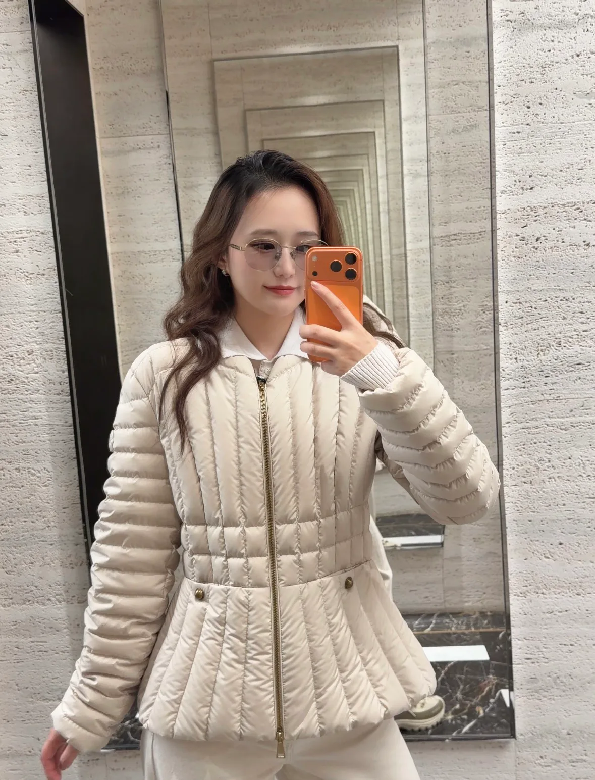 Куртки И Пуховики Женские Moncler 18573090