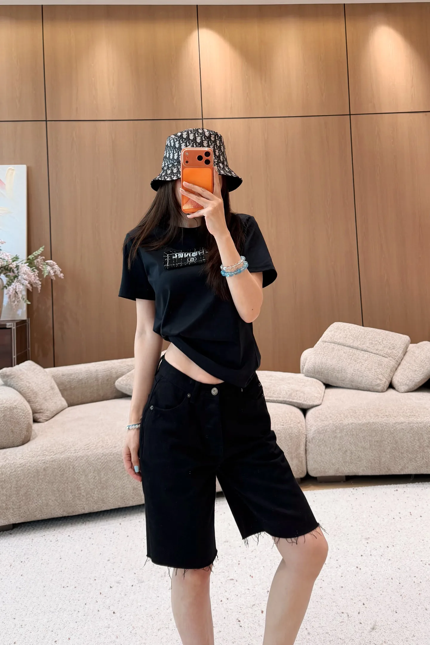 Шорты Женские Saint Laurent 12945591