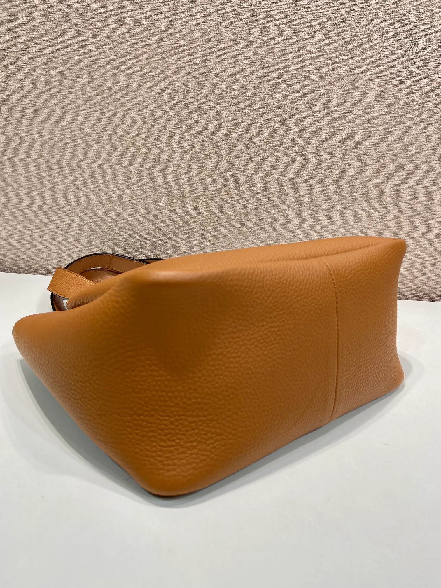 Классические Сумки Женские Prada 11449118