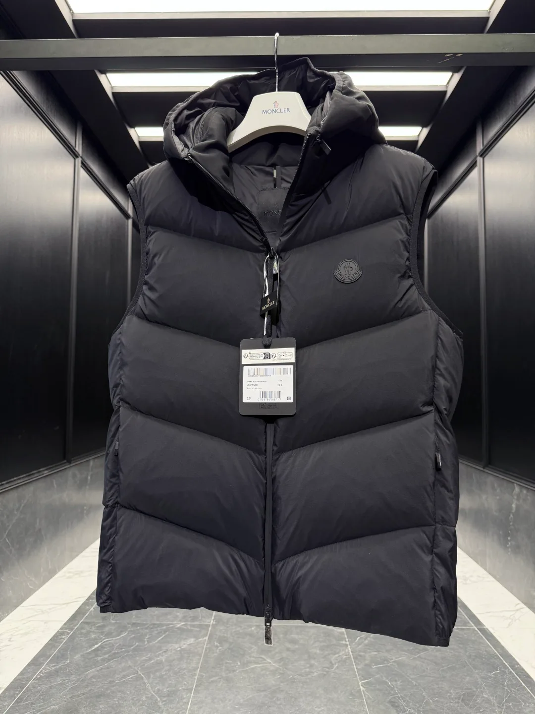 Жилеты Мужские Moncler 4848791