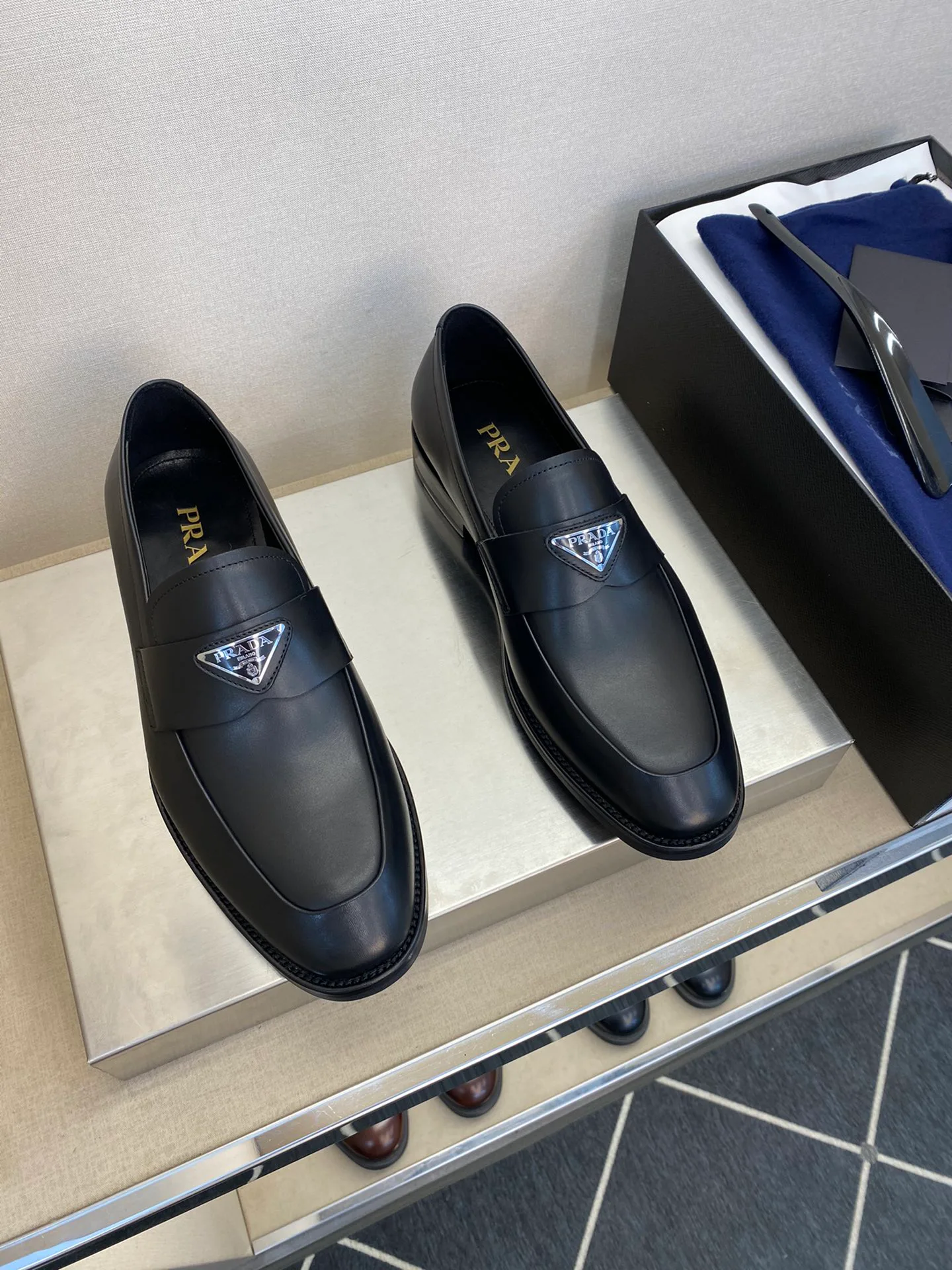 Лоферы И Туфли Мужские Prada 18079114