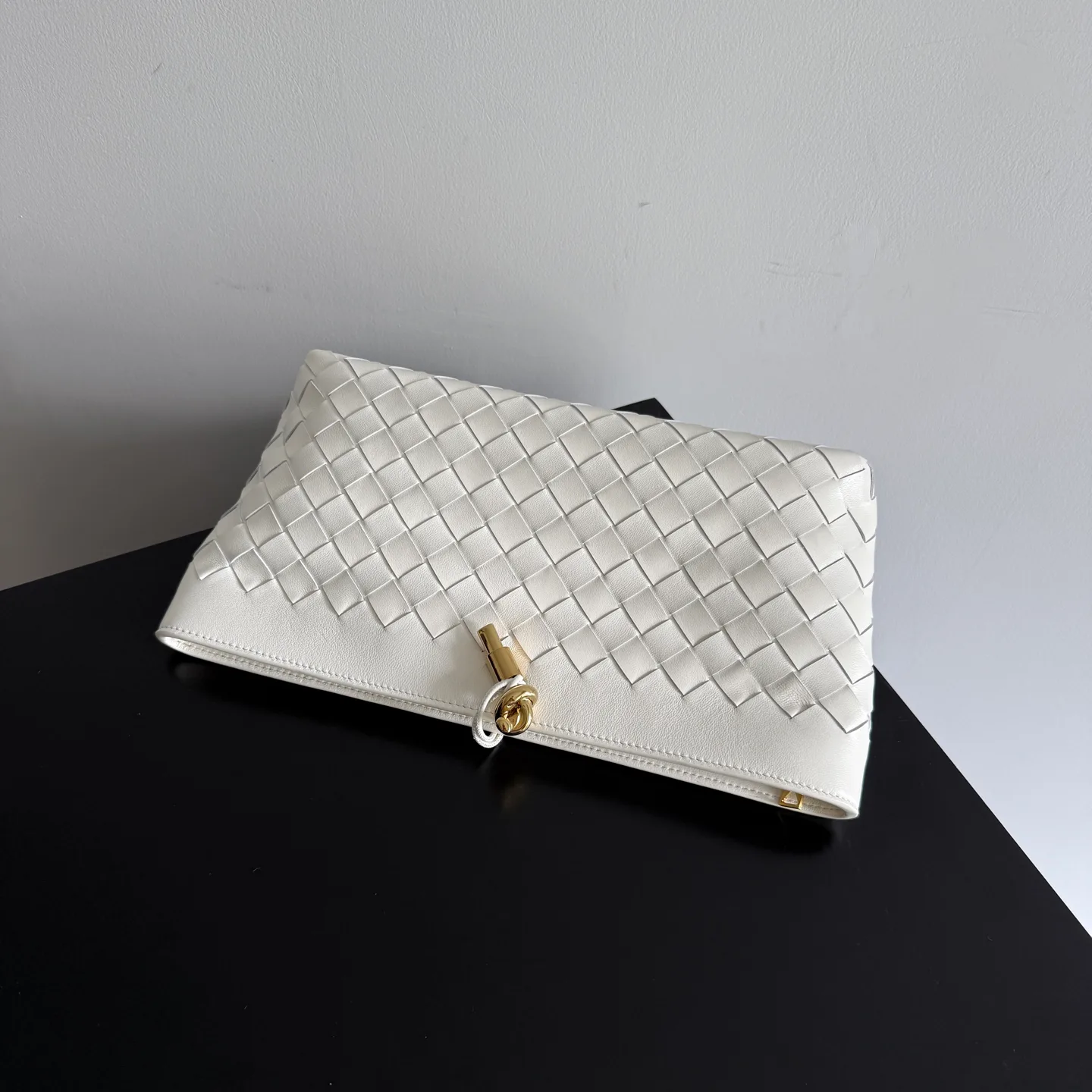 Классические Сумки Женские Bottega Veneta 18004862