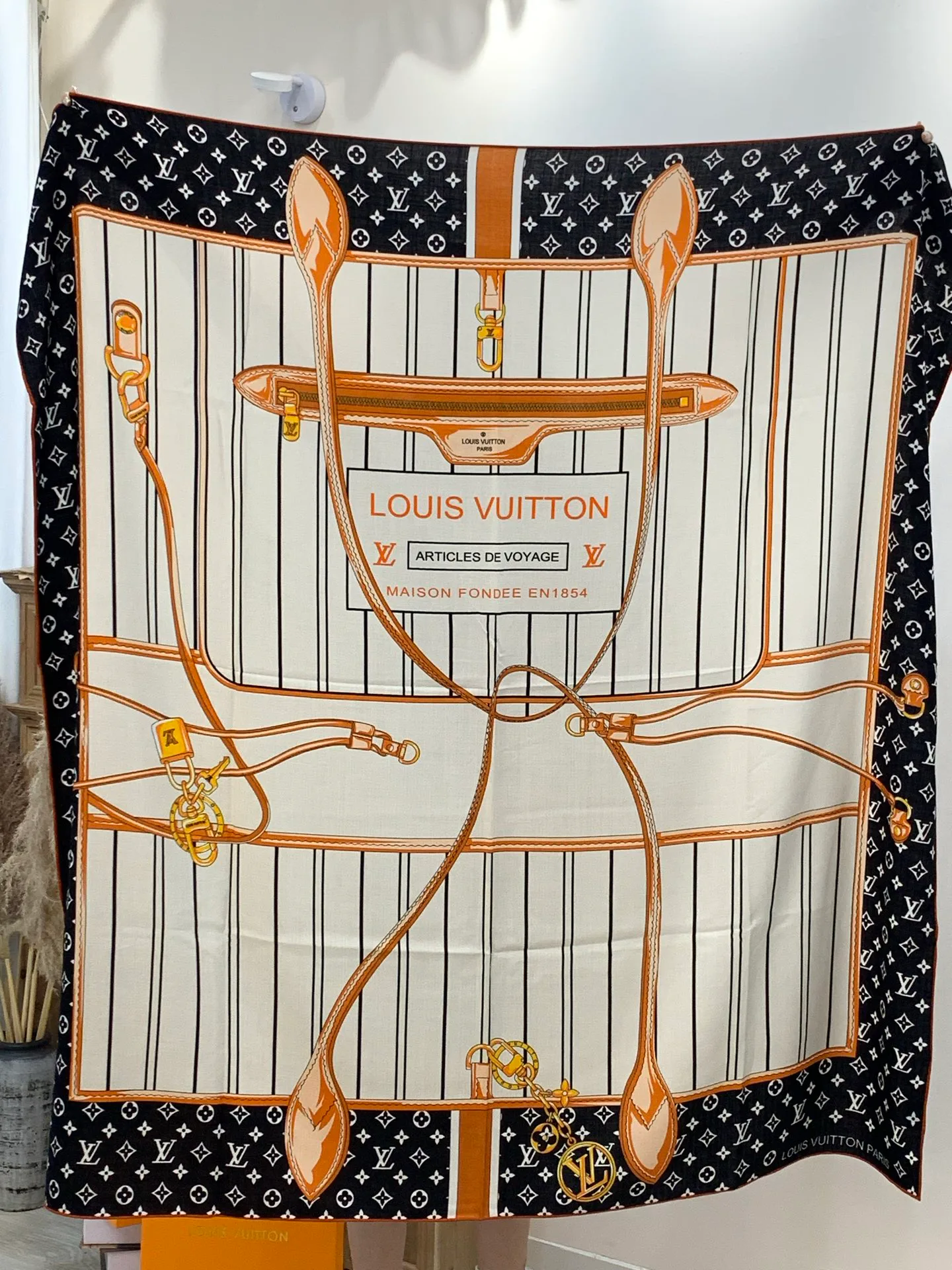 Шарфы Louis Vuitton 218422