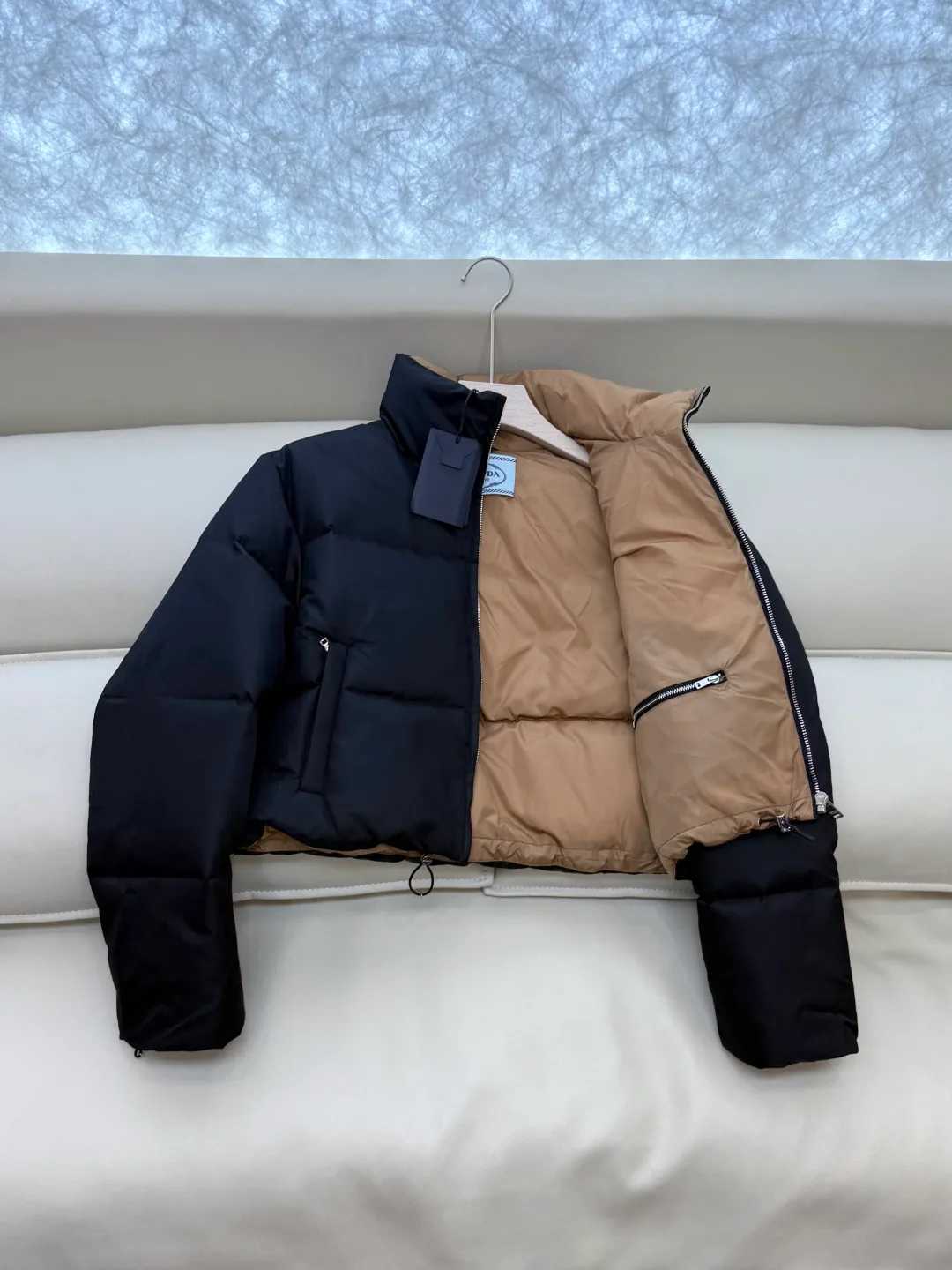 Куртки И Пуховики Женские Prada 19572383