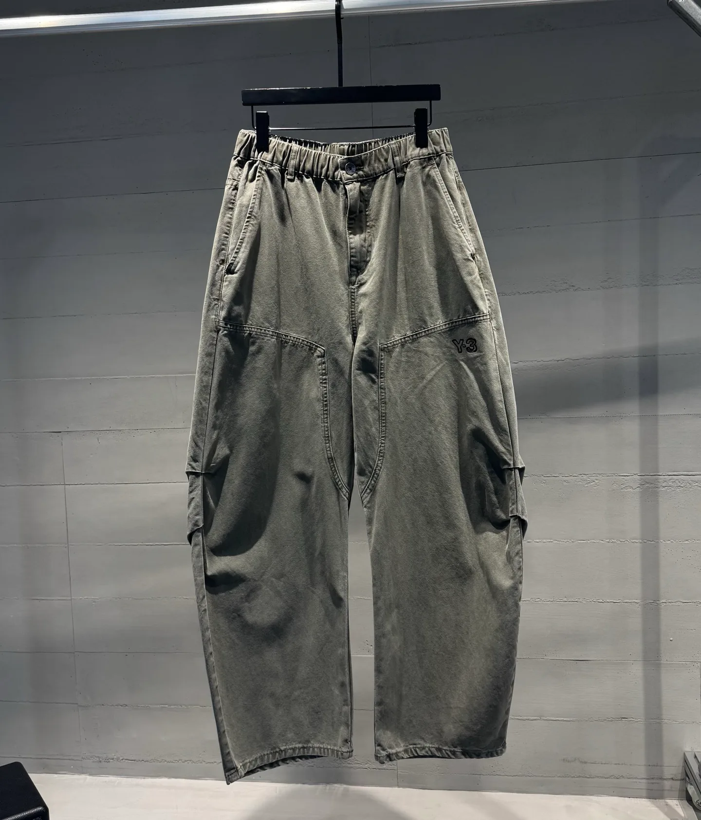 Брюки Мужские Y-3 13364973