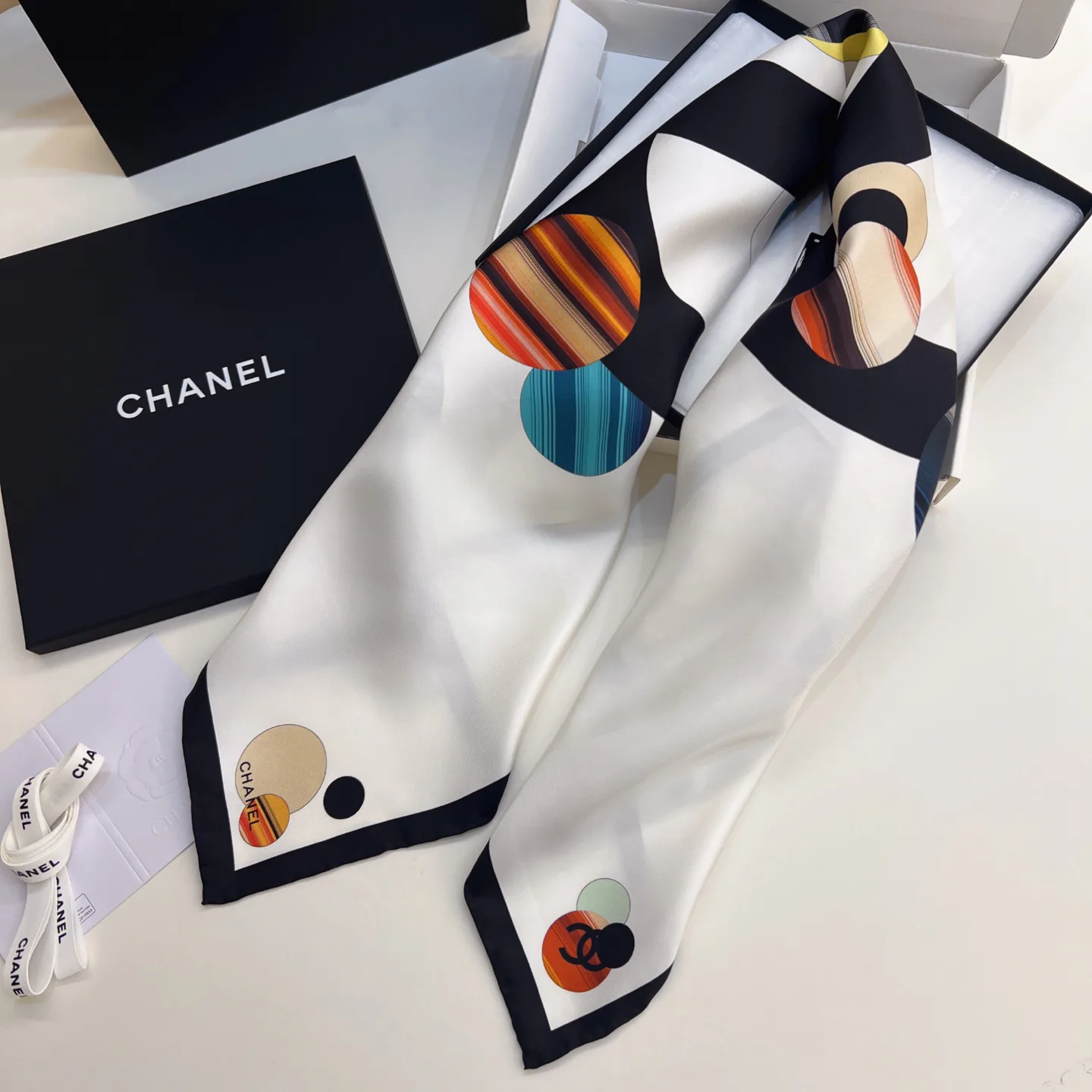 Платки Chanel 13575374