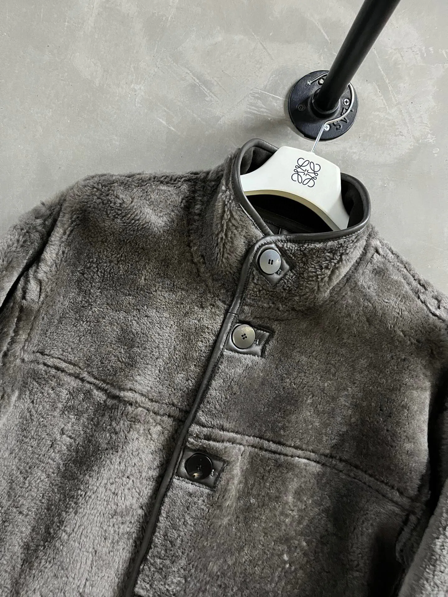 Кожаные Куртки И Дублёнки Женские Loewe 409195