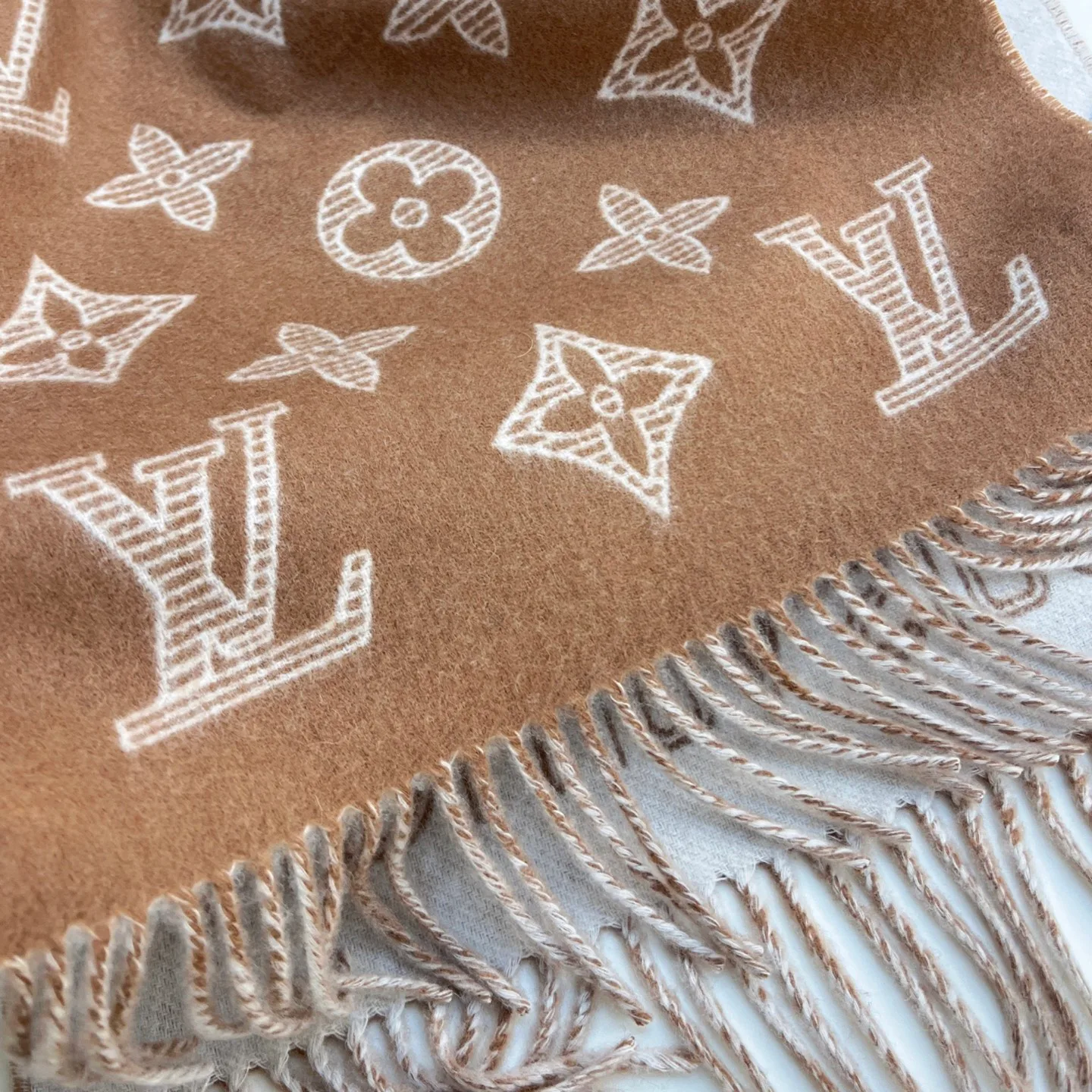 Шарфы Louis Vuitton 5904657