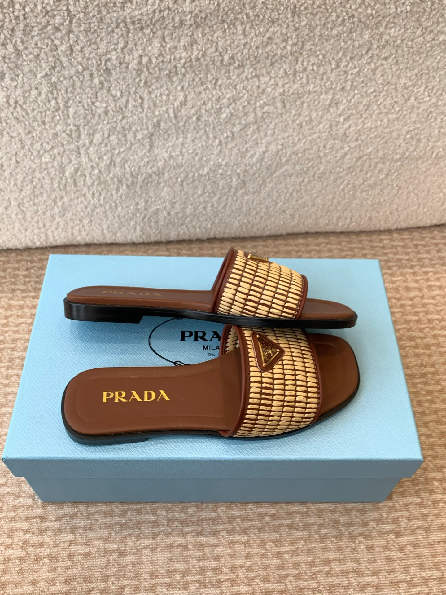 Шлепанцы Женские Prada 13758