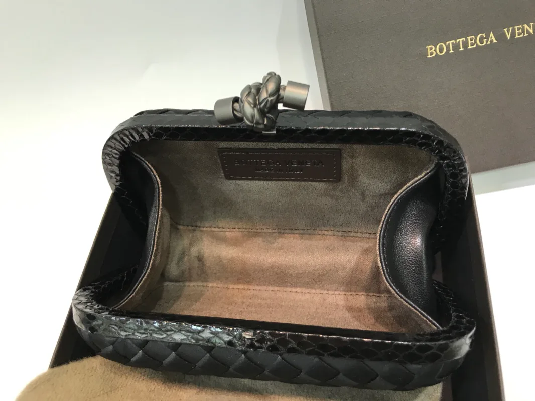 Клатчи Женские Bottega Veneta 15570