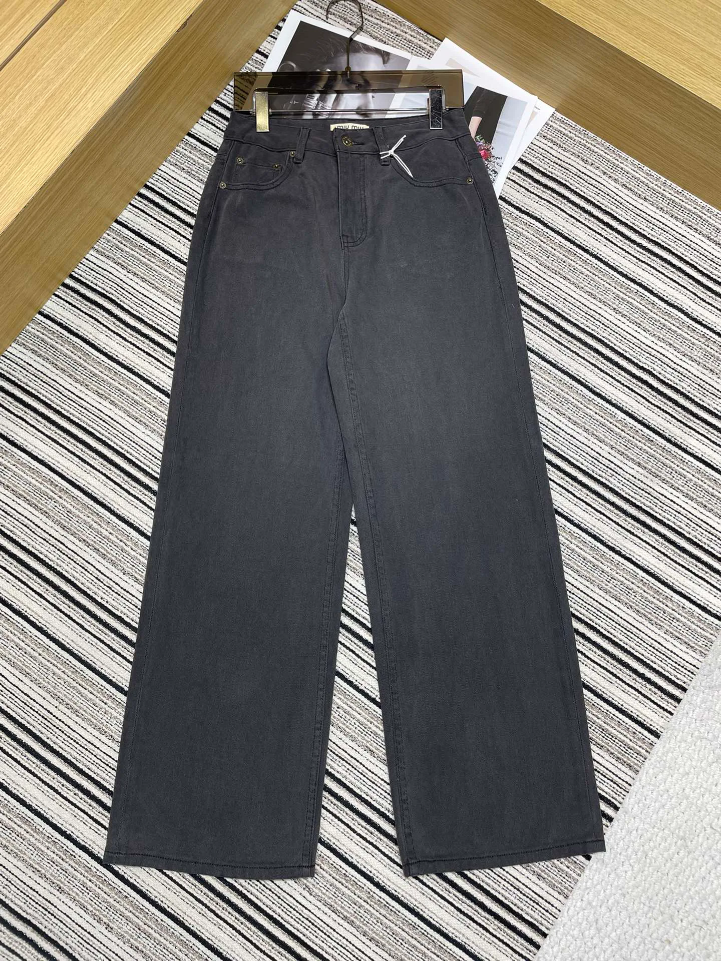 Джинсы Женские Miu Miu 18735083