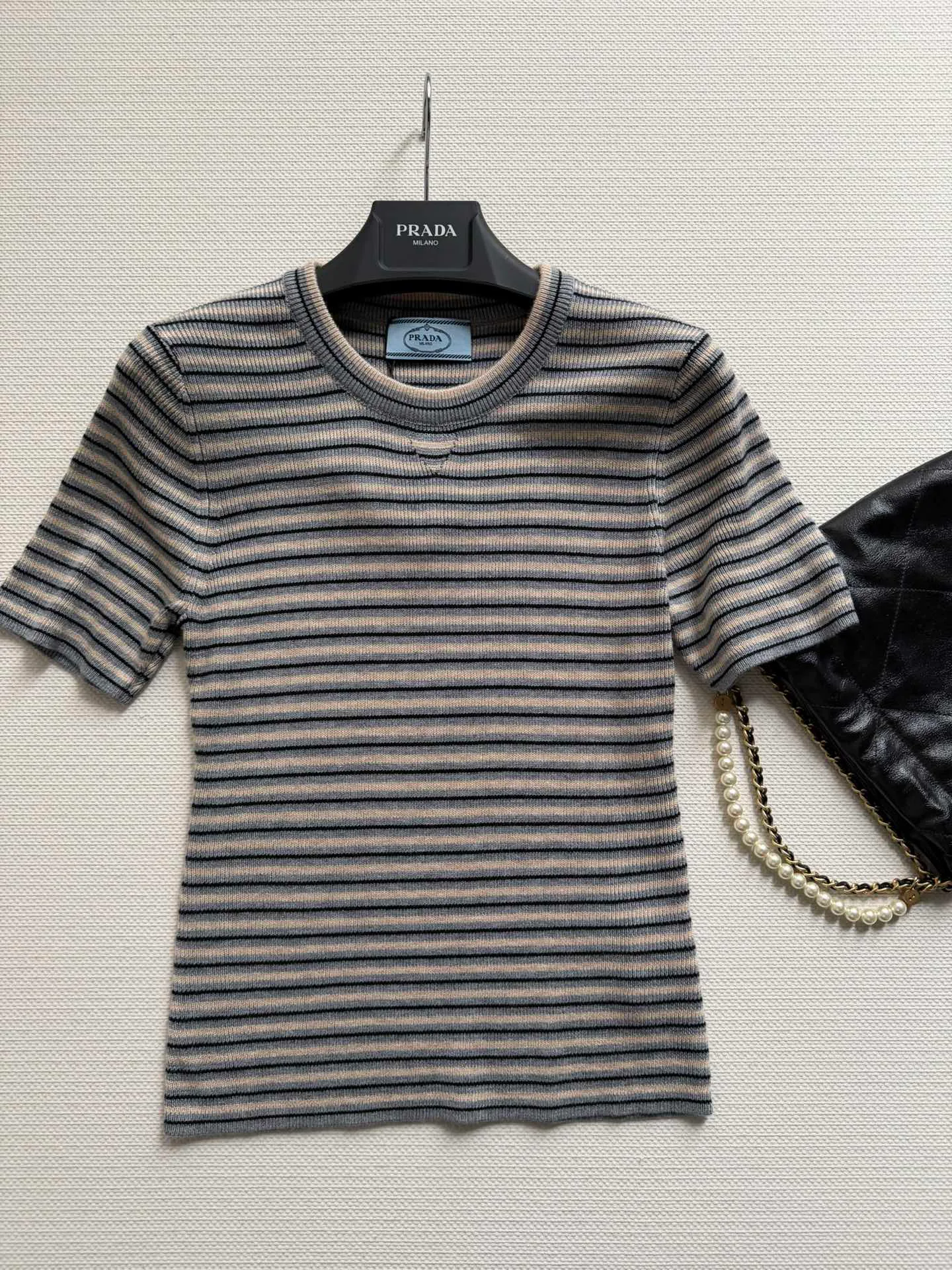 Футболки Женские Prada 11421737