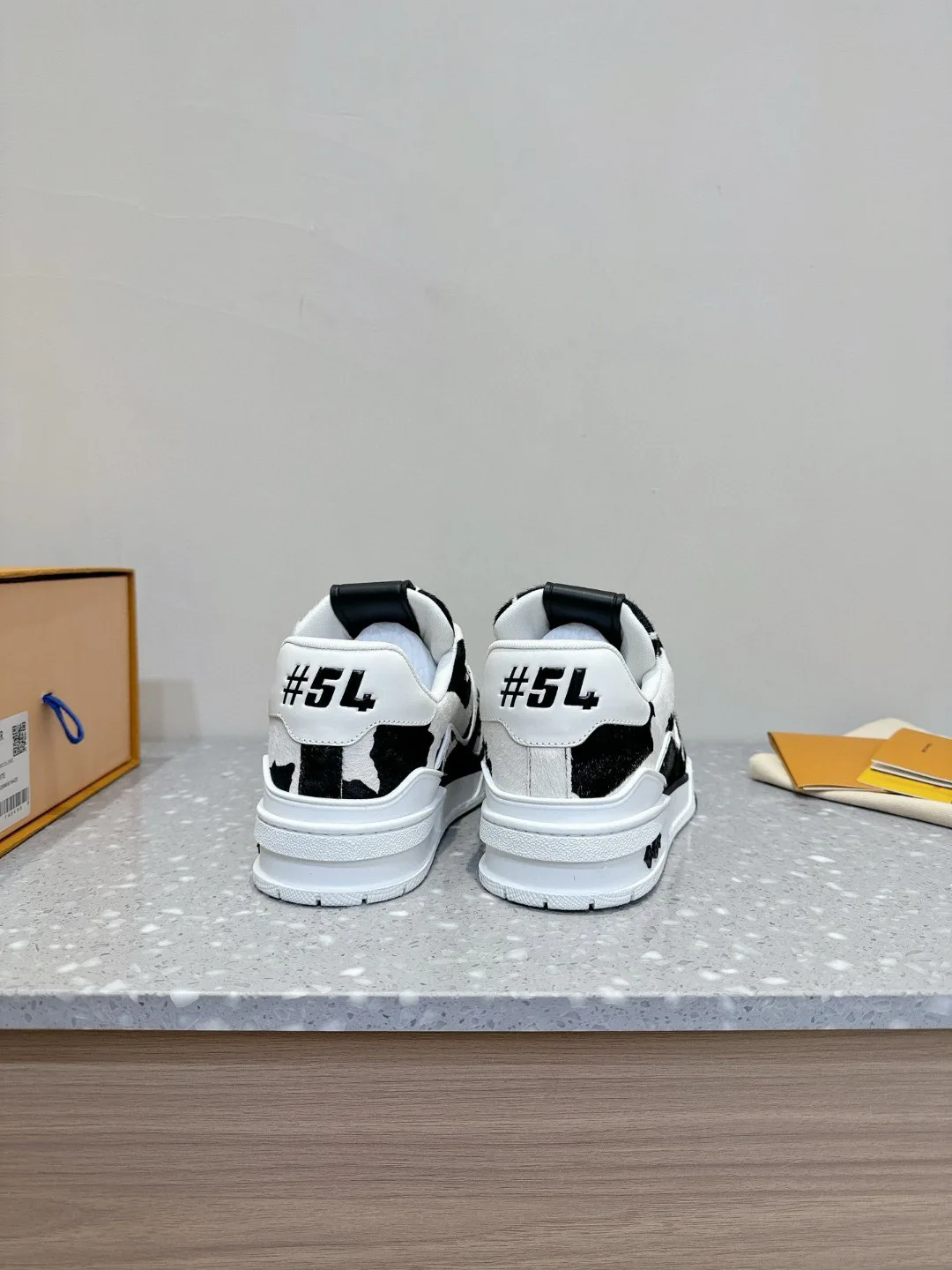 Кроссовки Женские Louis Vuitton 311293