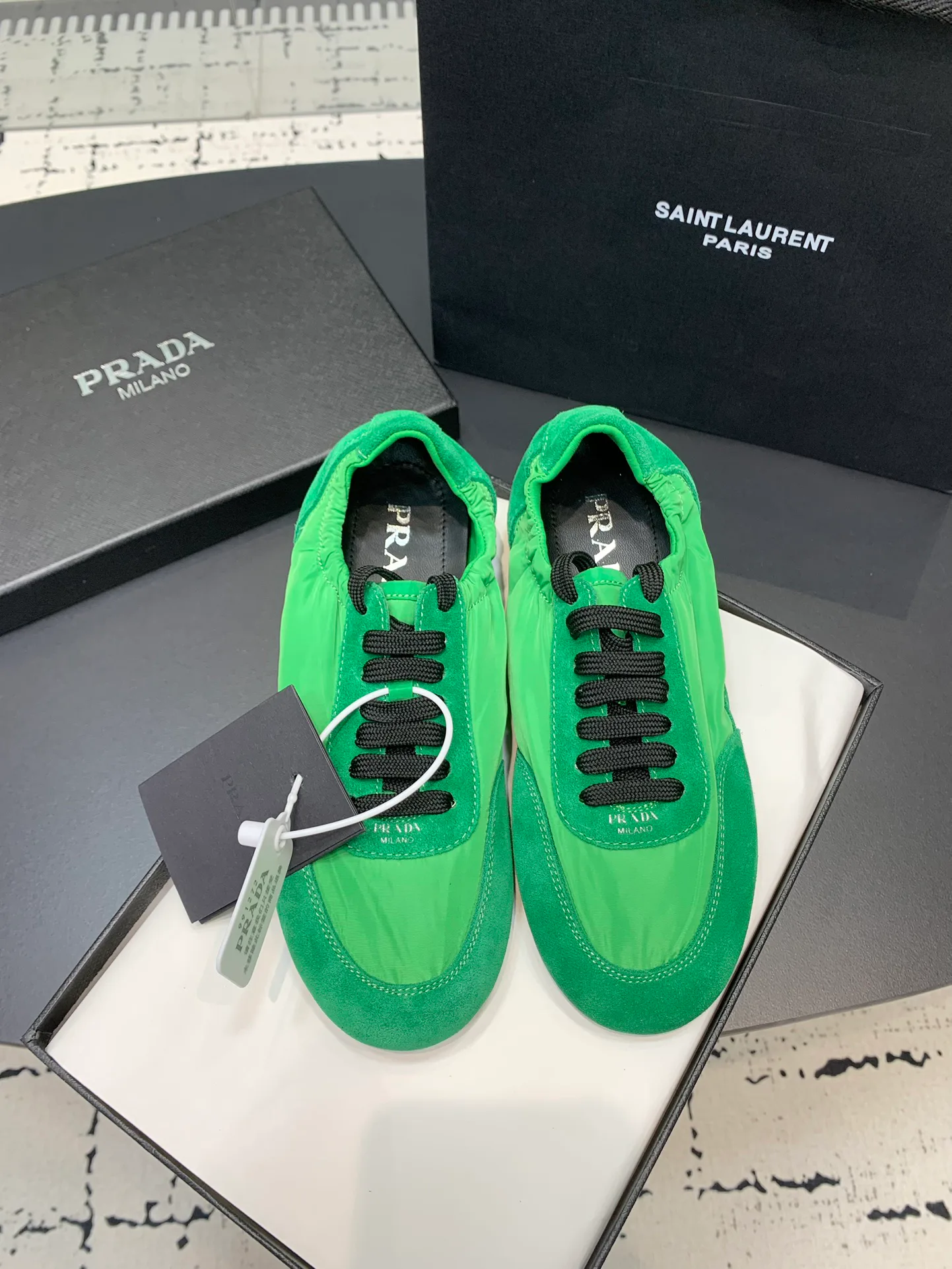 Кроссовки Женские Prada