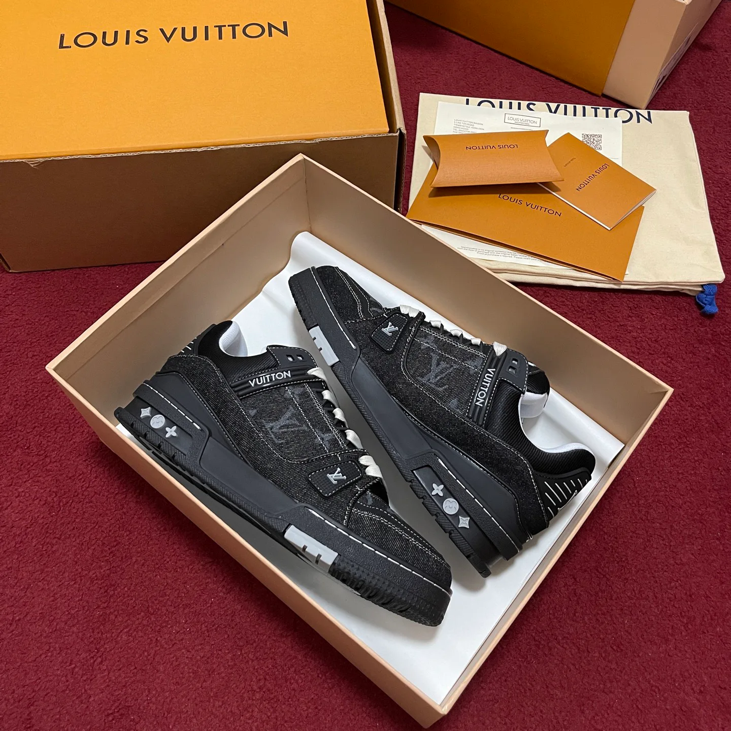 Кроссовки Женские Louis Vuitton 33717