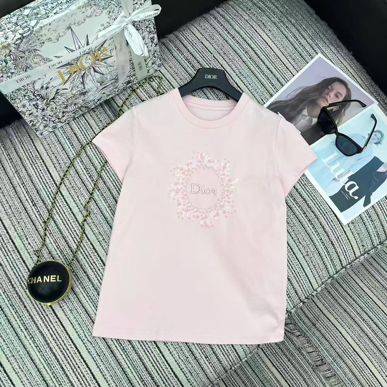 Футболки Женские Christian Dior 11530540