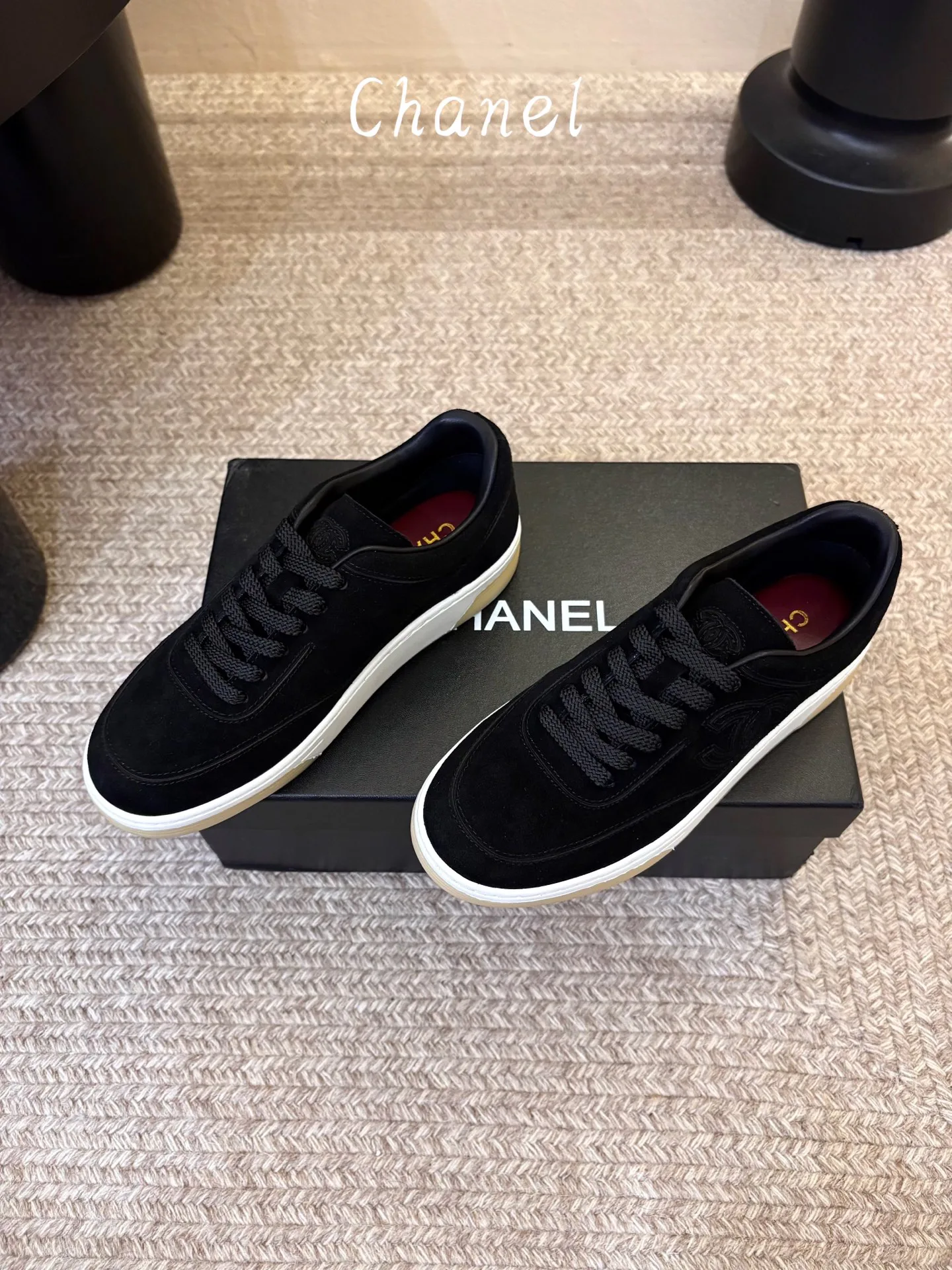 Кроссовки Женские Chanel 18241635