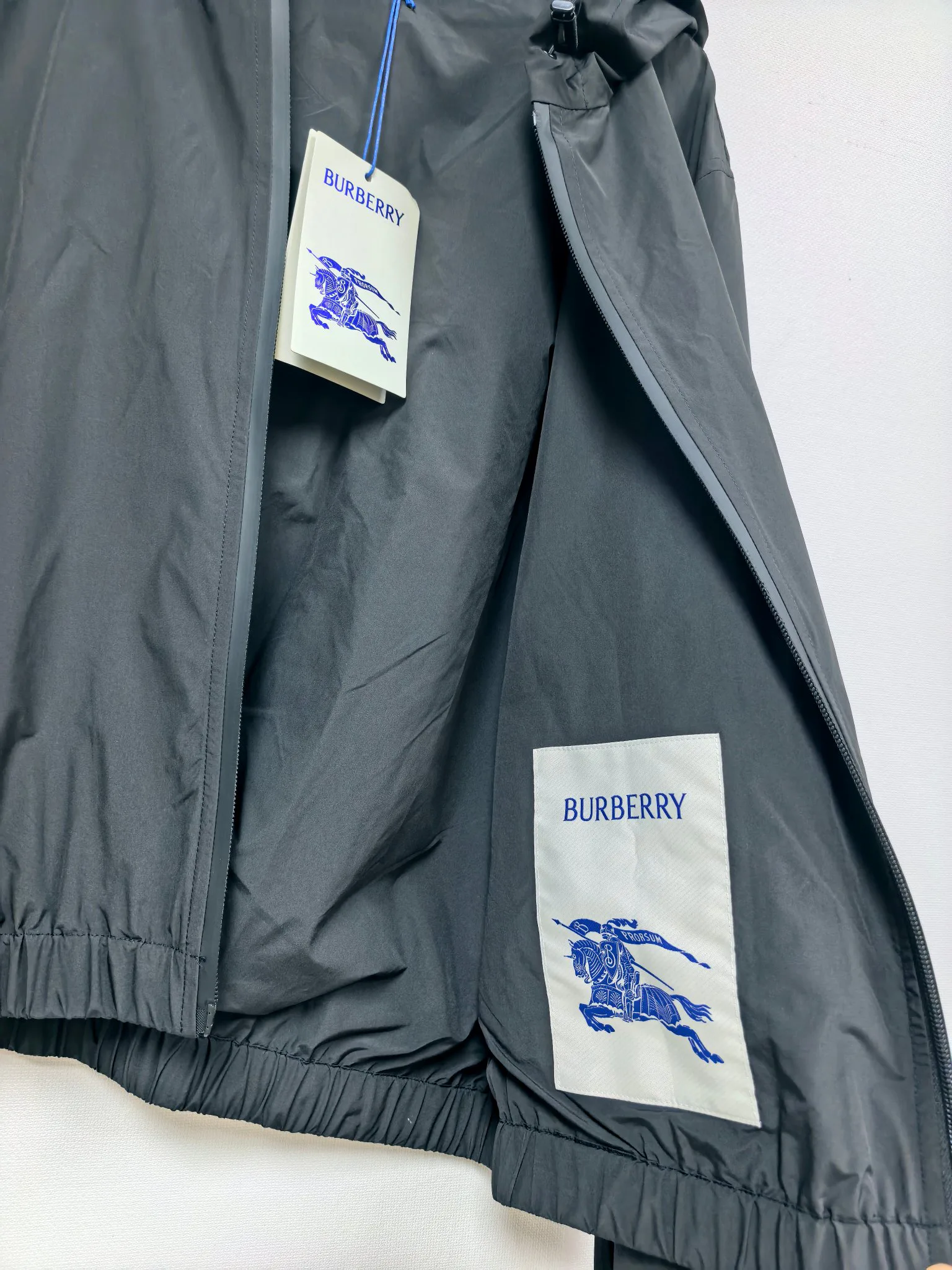 Куртки И Пуховики Женские Burberry 18151030