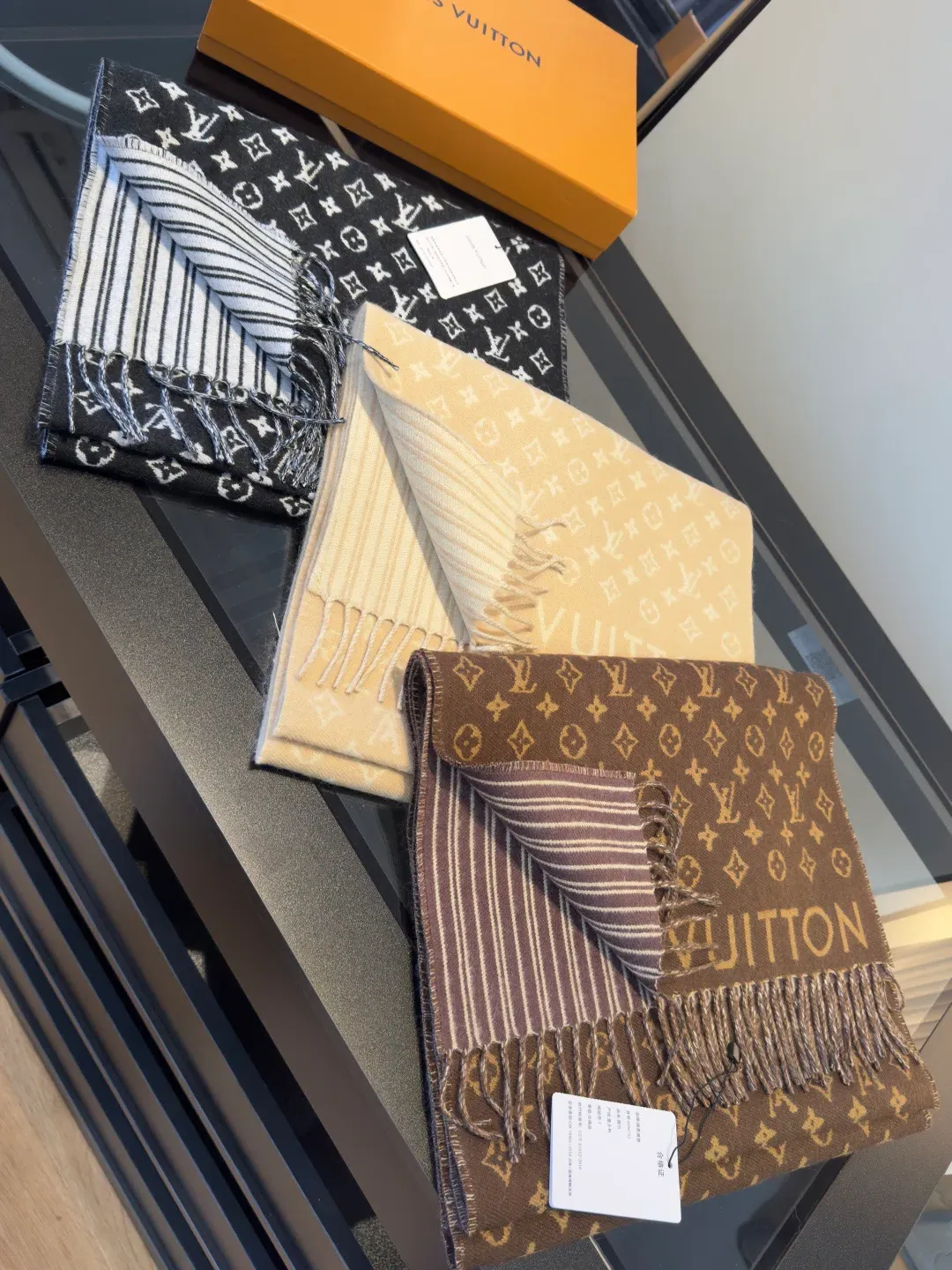 Шарфы Louis Vuitton 412327