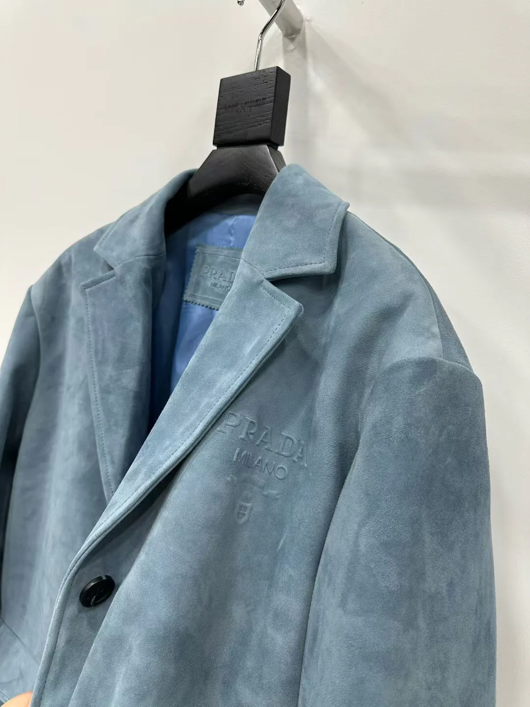 Кожаные Куртки И Дублёнки Женские Prada 13186447