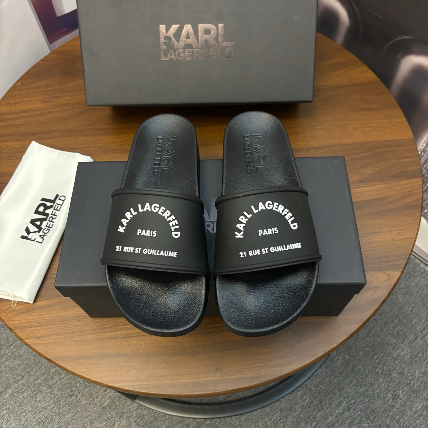Шлепанцы Женские Karl Lagerfeld 11632822
