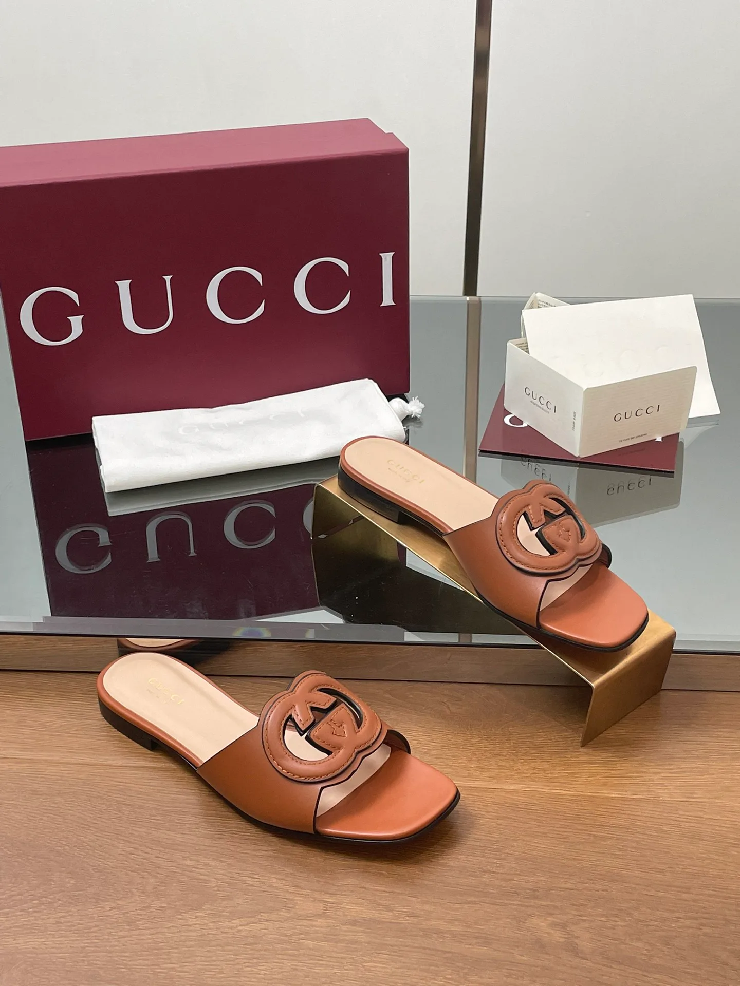 Шлепанцы Женские Gucci 11576