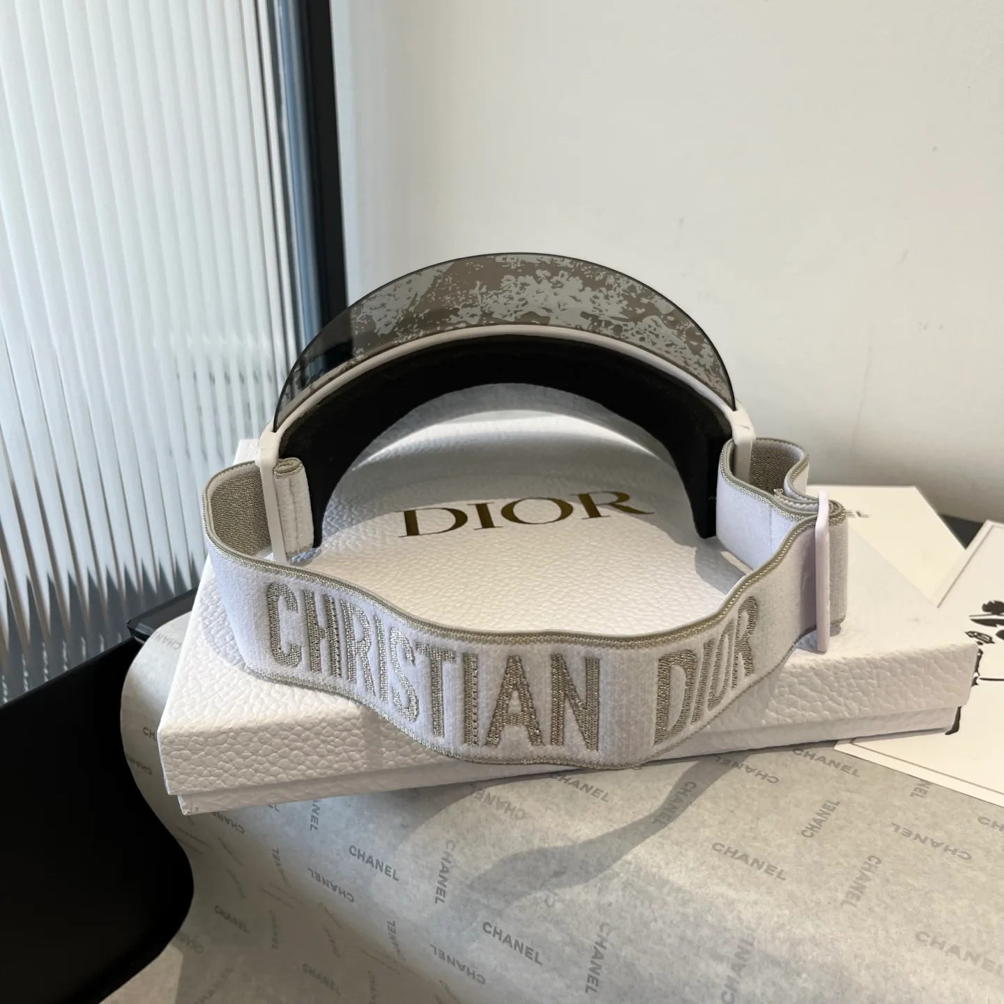 Головные Уборы Christian Dior 20997