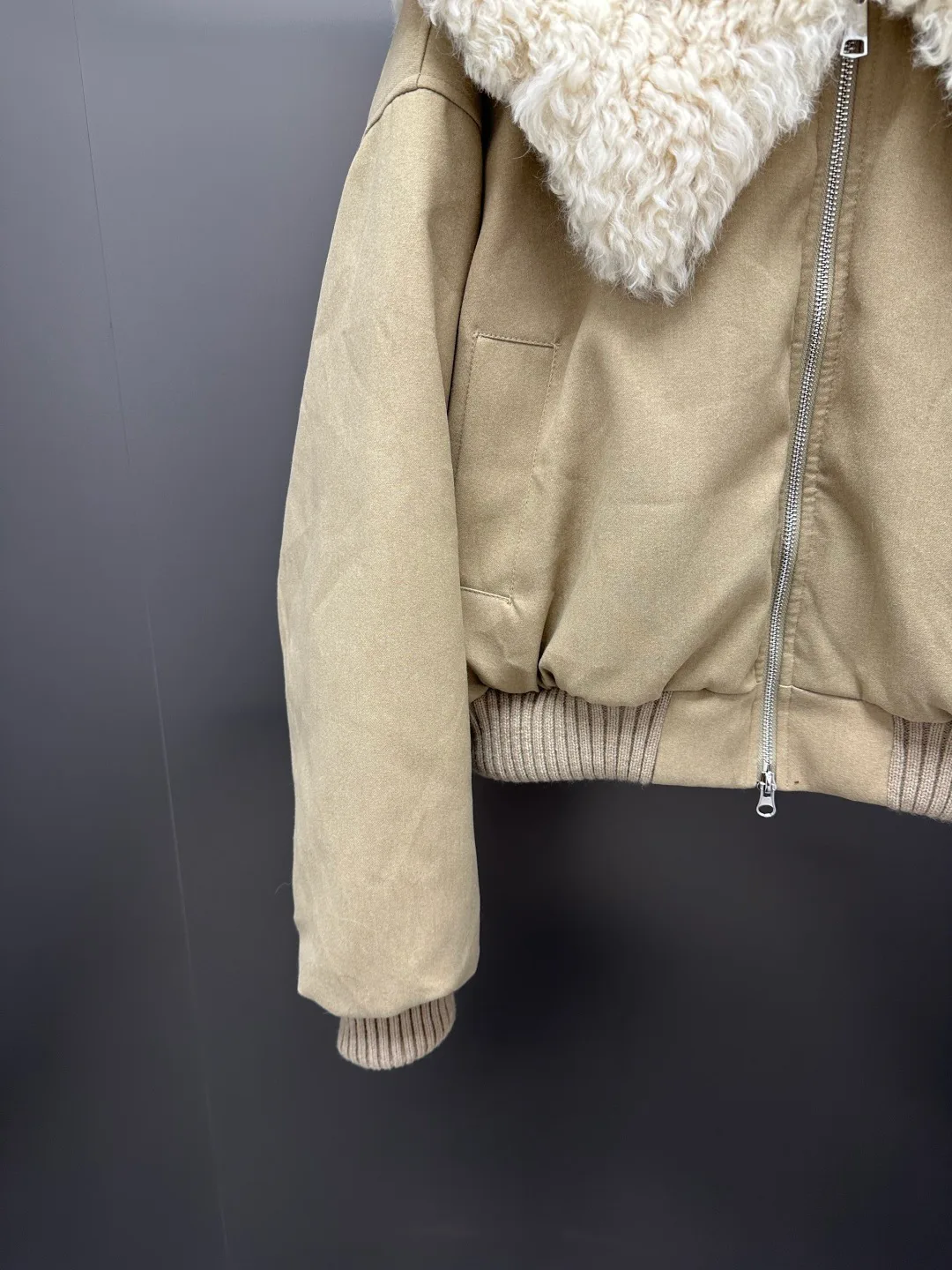 Куртки И Пуховики Женские Max Mara 18902697