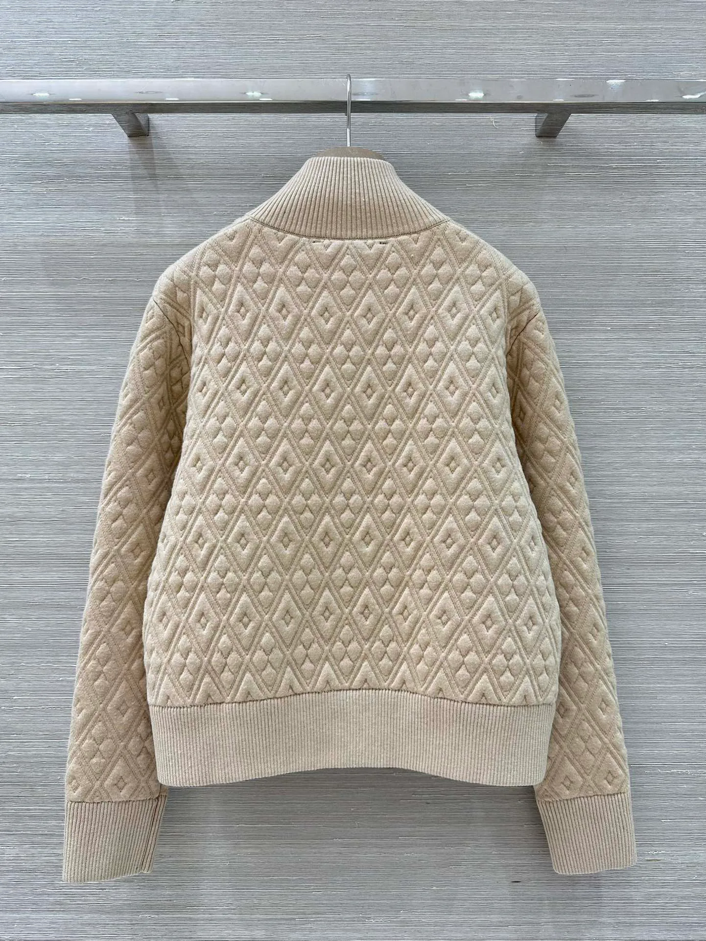 Куртки И Пуховики Женские Louis Vuitton 570974