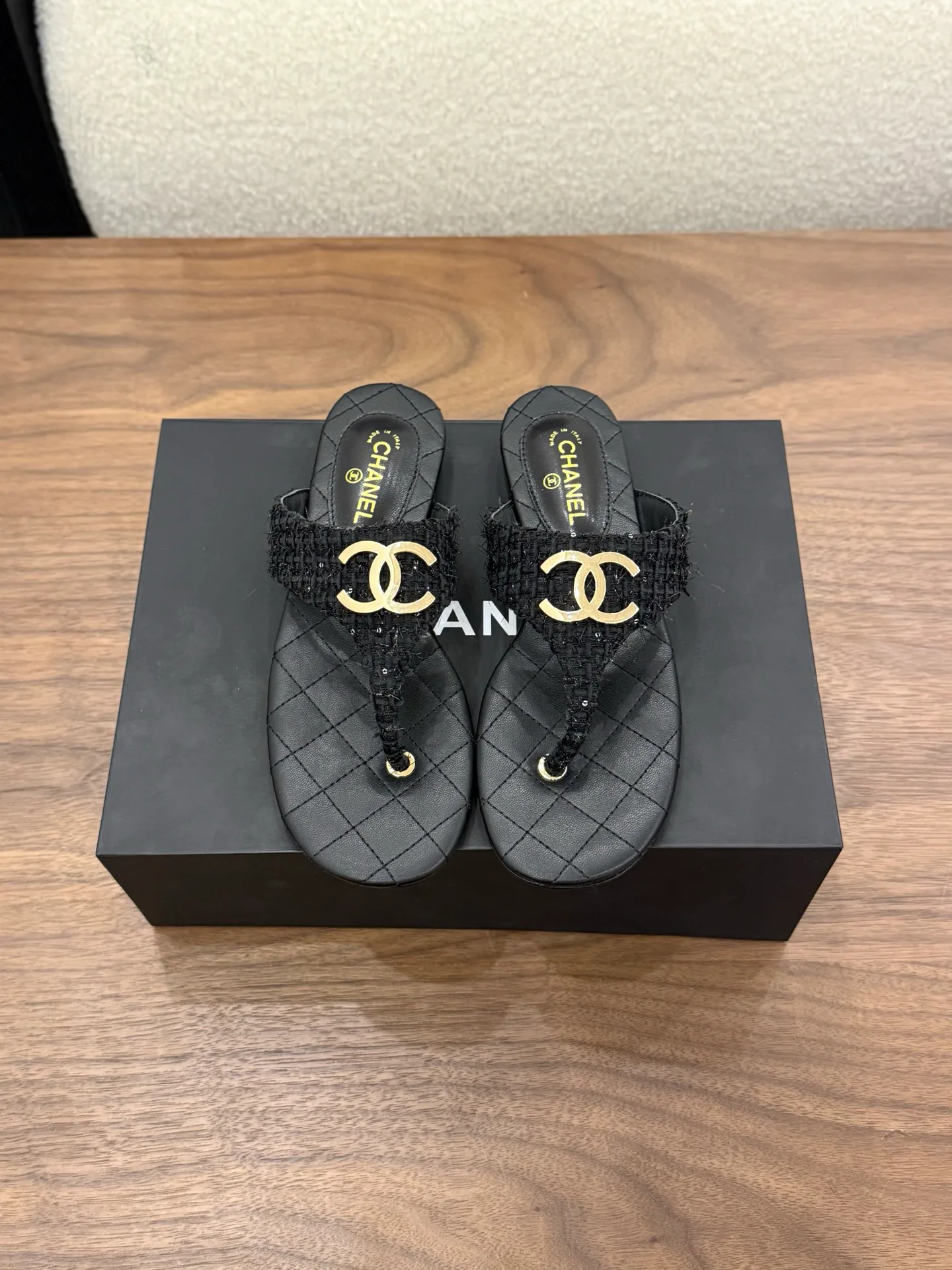 Сандалии Женские Chanel 11559286