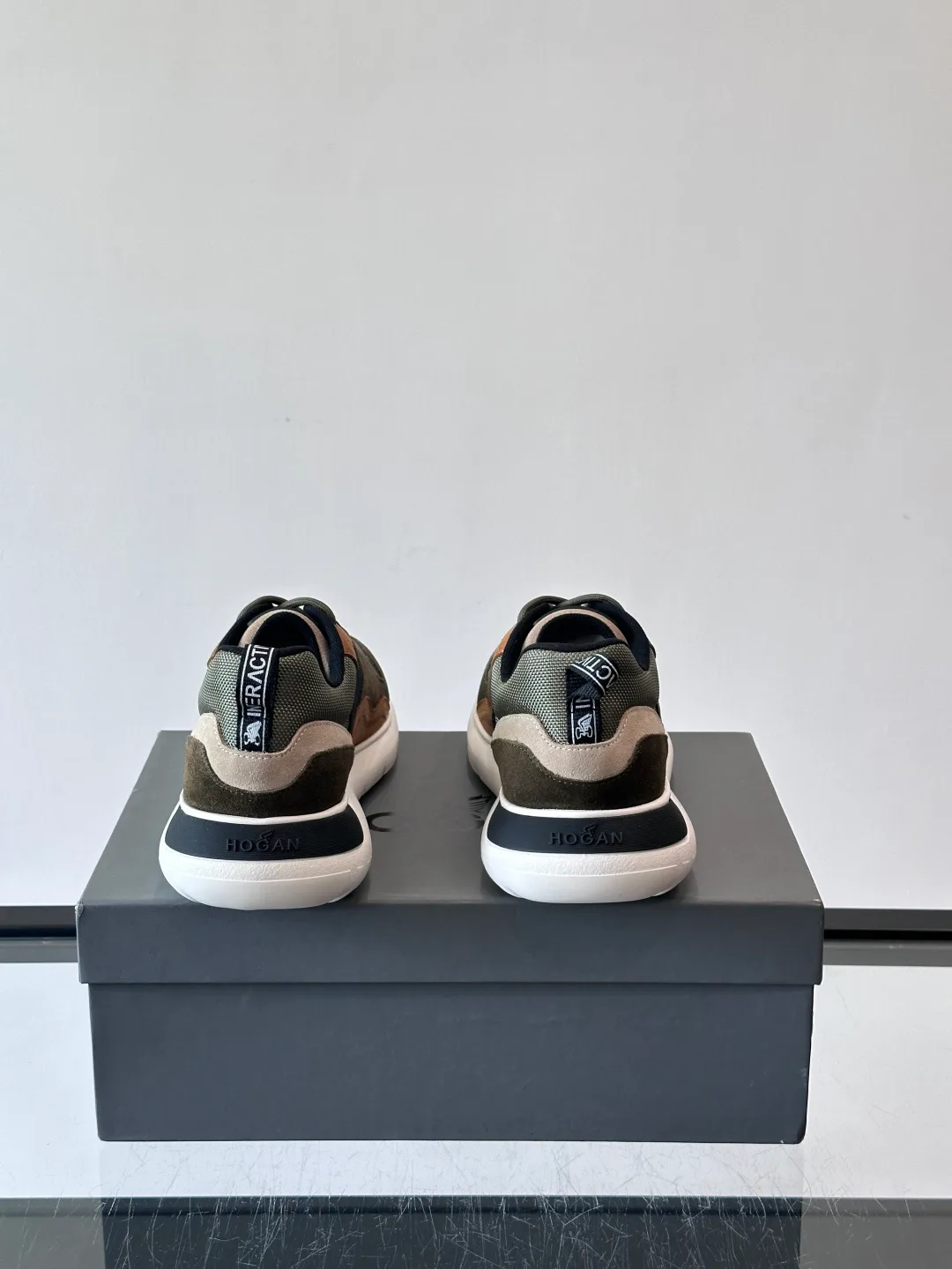 Кроссовки Мужские Hogan 3853018