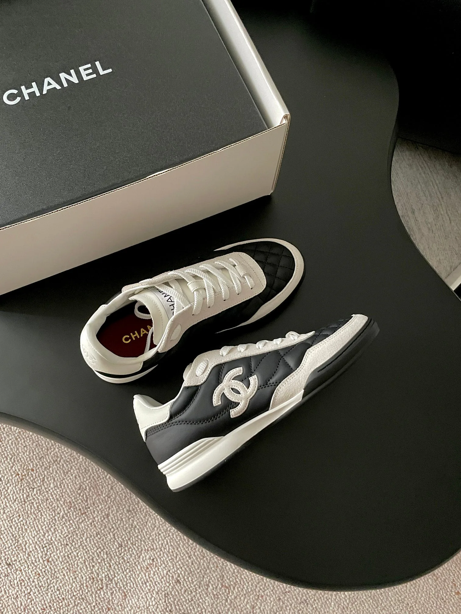 Кроссовки Женские Chanel 18766107