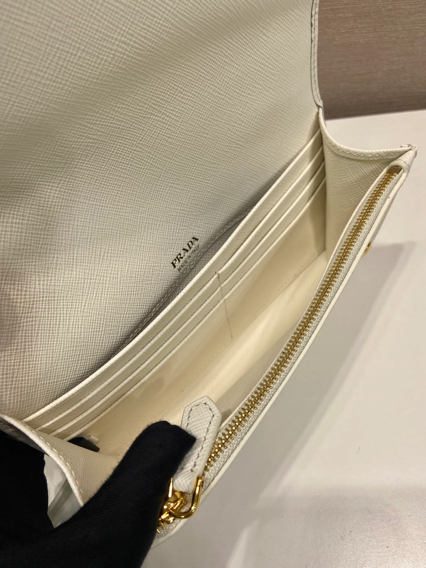 Сумки На Ремне Женские Prada 17508127