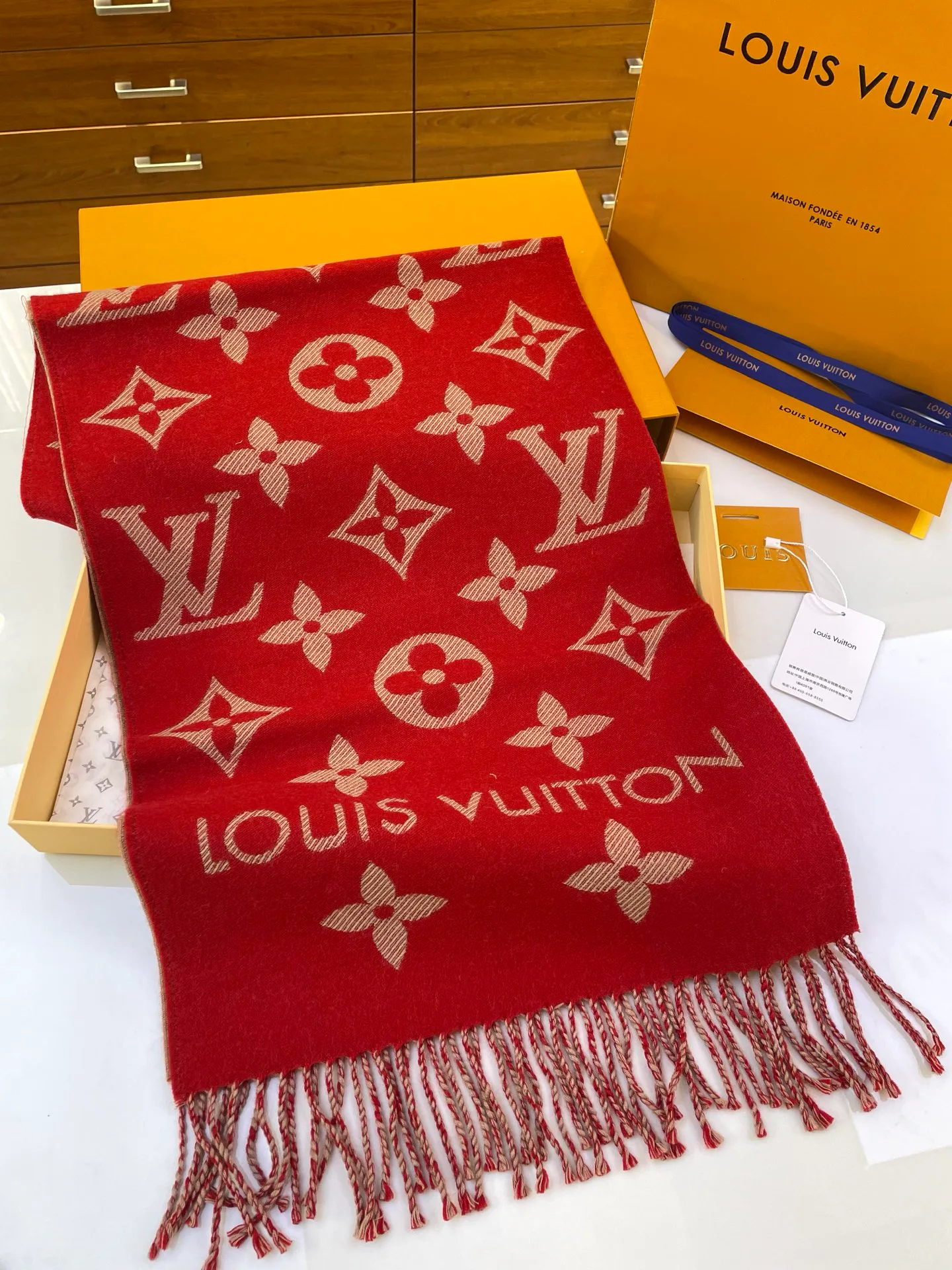 Шарфы Louis Vuitton 266562
